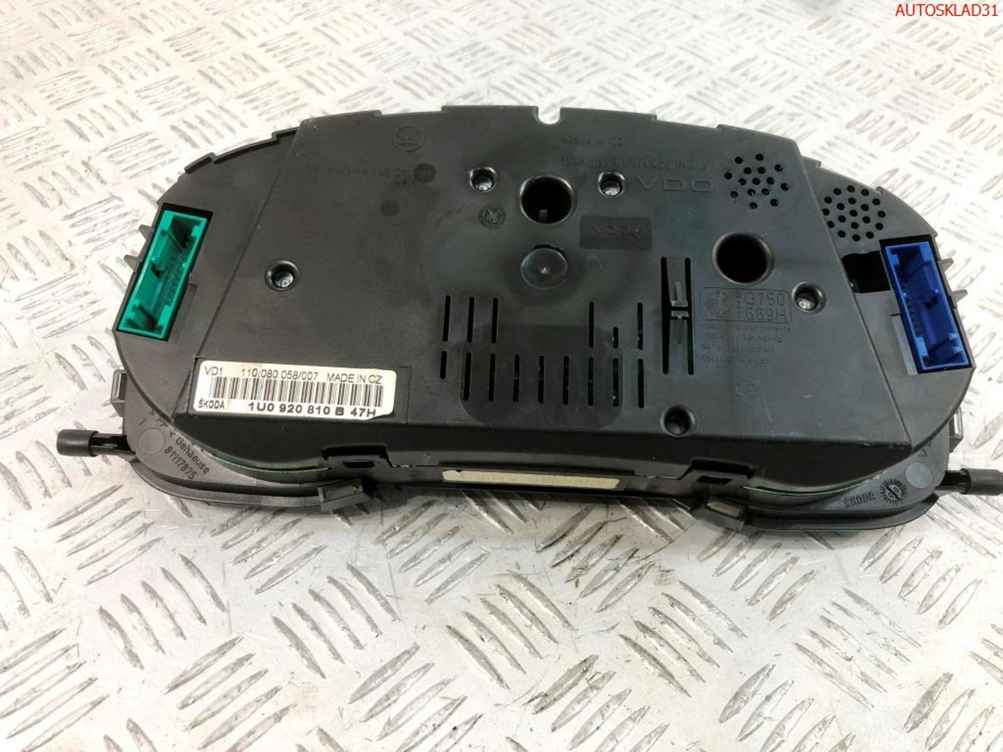 Панель приборов Skoda Octavia A4 1U0920810B Бензин, 6000 рублей, Дубовое