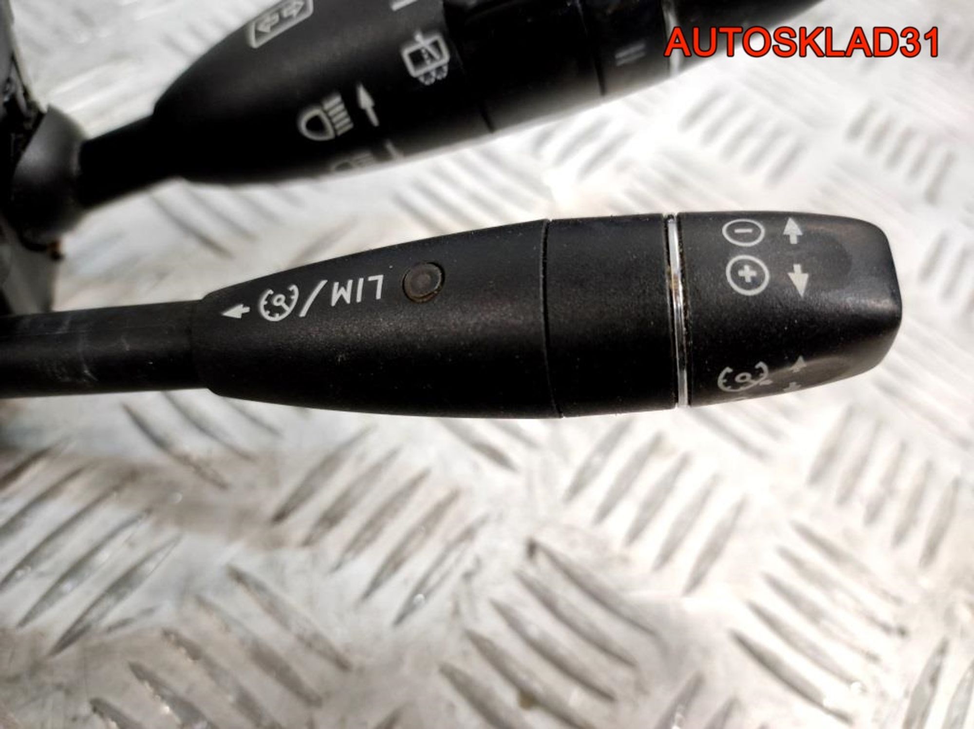 Переключатель подрулевой Mercede GLK X204 A2044403102, 7200 рублей, Дубовое