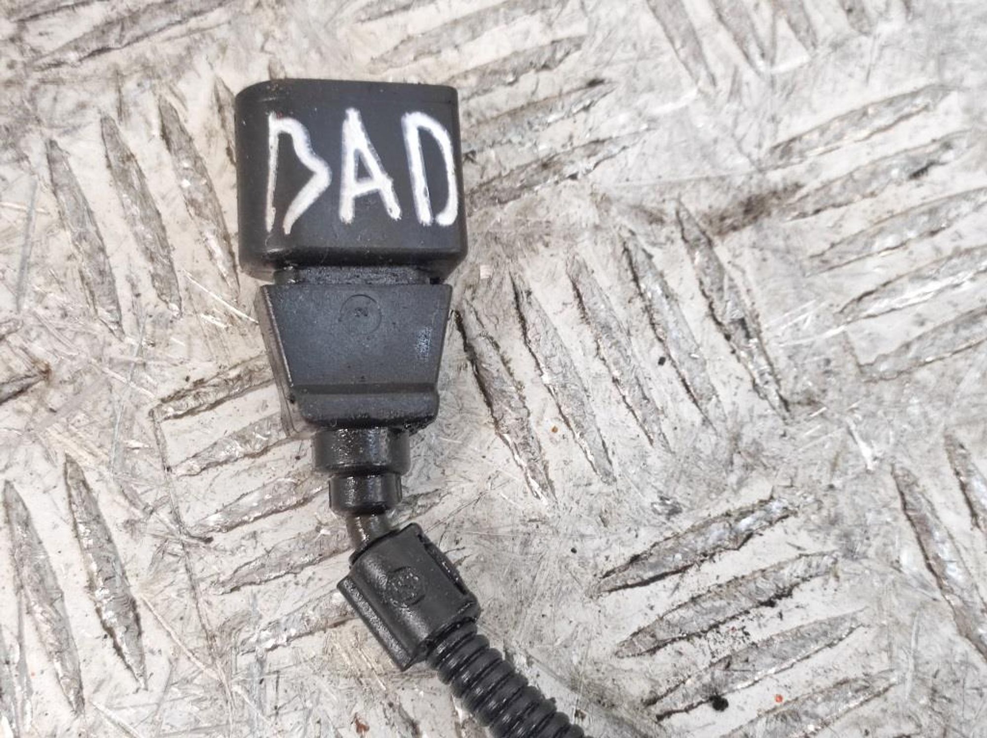 Датчик положения коленвала VW Golf 4 1,6 BAD Бензин, 1000 рублей, Дубовое