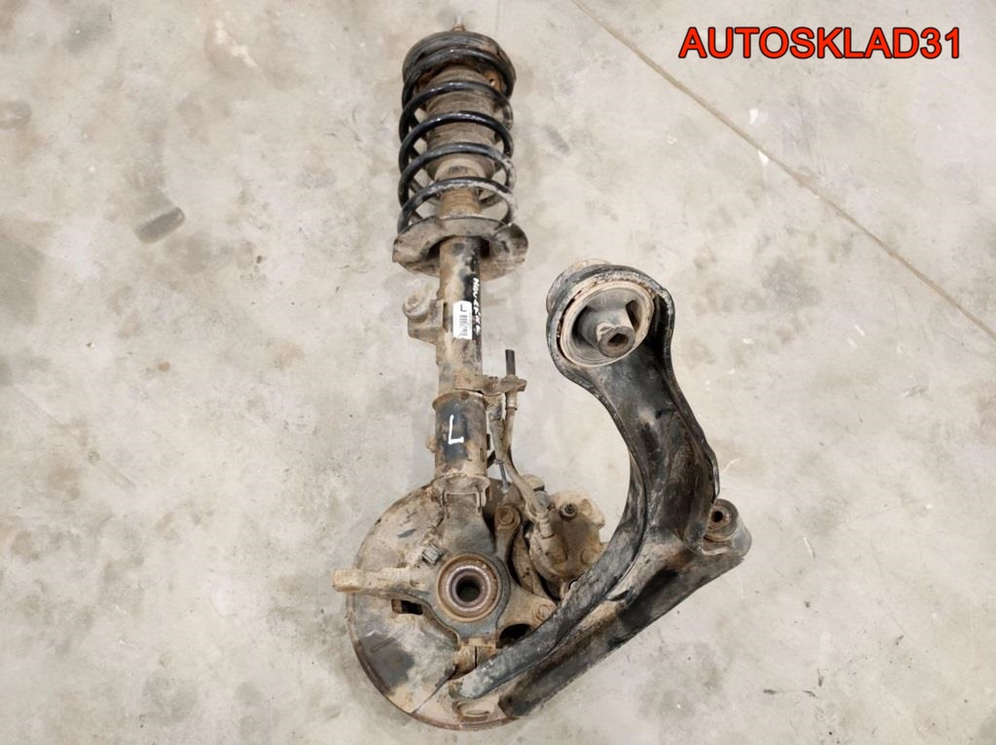 Кулак поворотный передний левый Ford Maverick 2 3,0 7KB4 6L8418K001AB, 8100 рублей, Дубовое