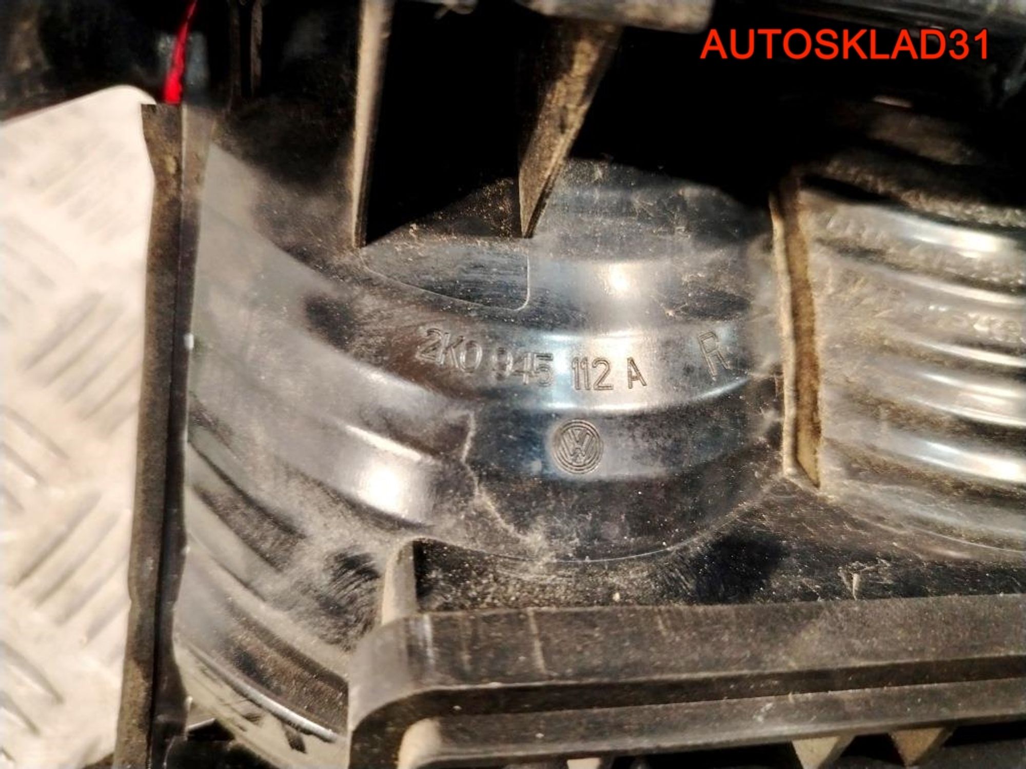 Фонарь задний правый Volkswagen 2004-2010 2K0945112A, 7000 рублей, Дубовое