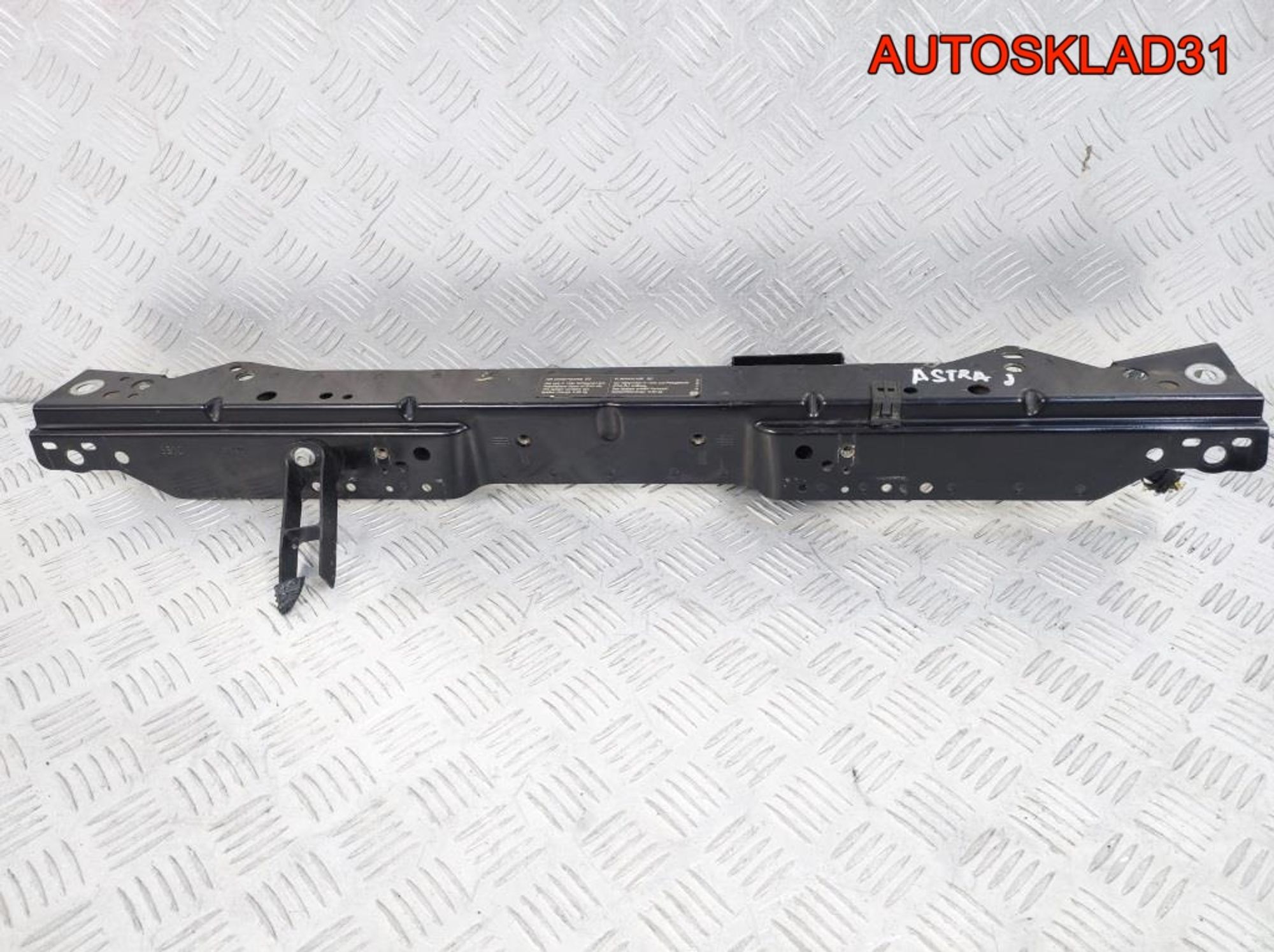 Панель передняя верхняя Opel Astra J 13312474, 3300 рублей, Дубовое