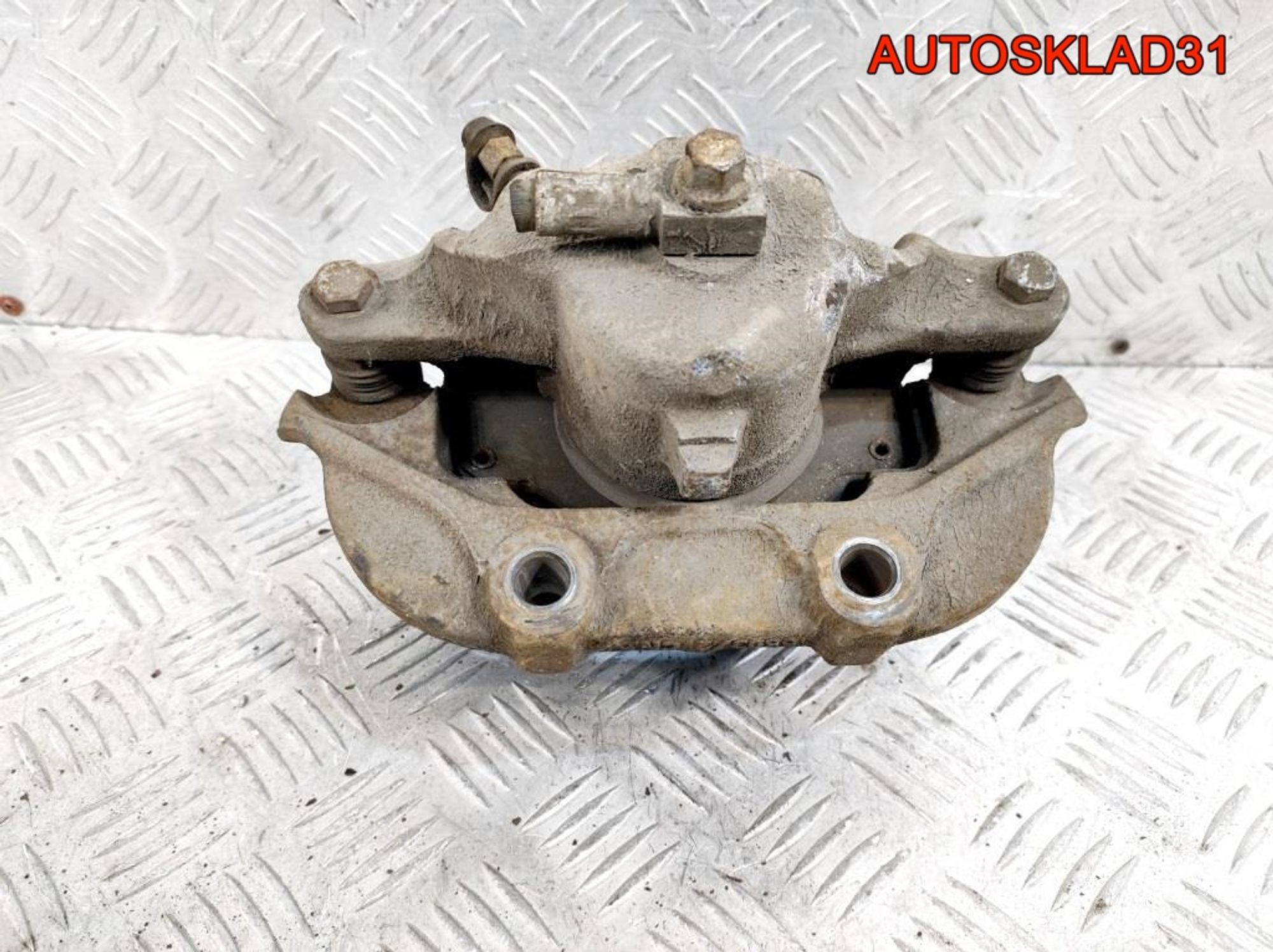 Суппорт тормозной передний левый Opel Omega B, 2300 рублей, Дубовое