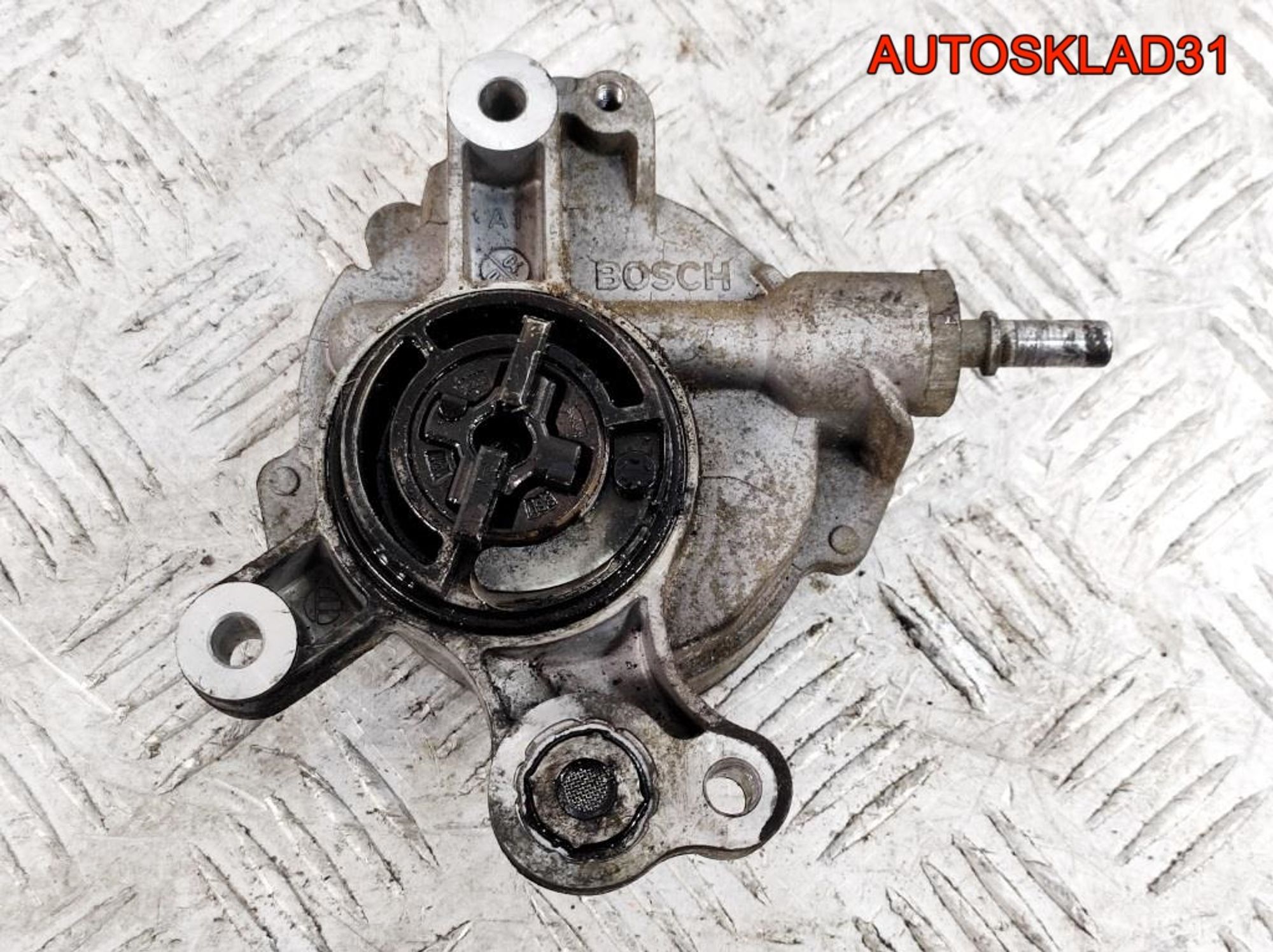 Насос вакуумный Peugeot 407 2,0 Дизель D1651A, 2000 рублей, Дубовое