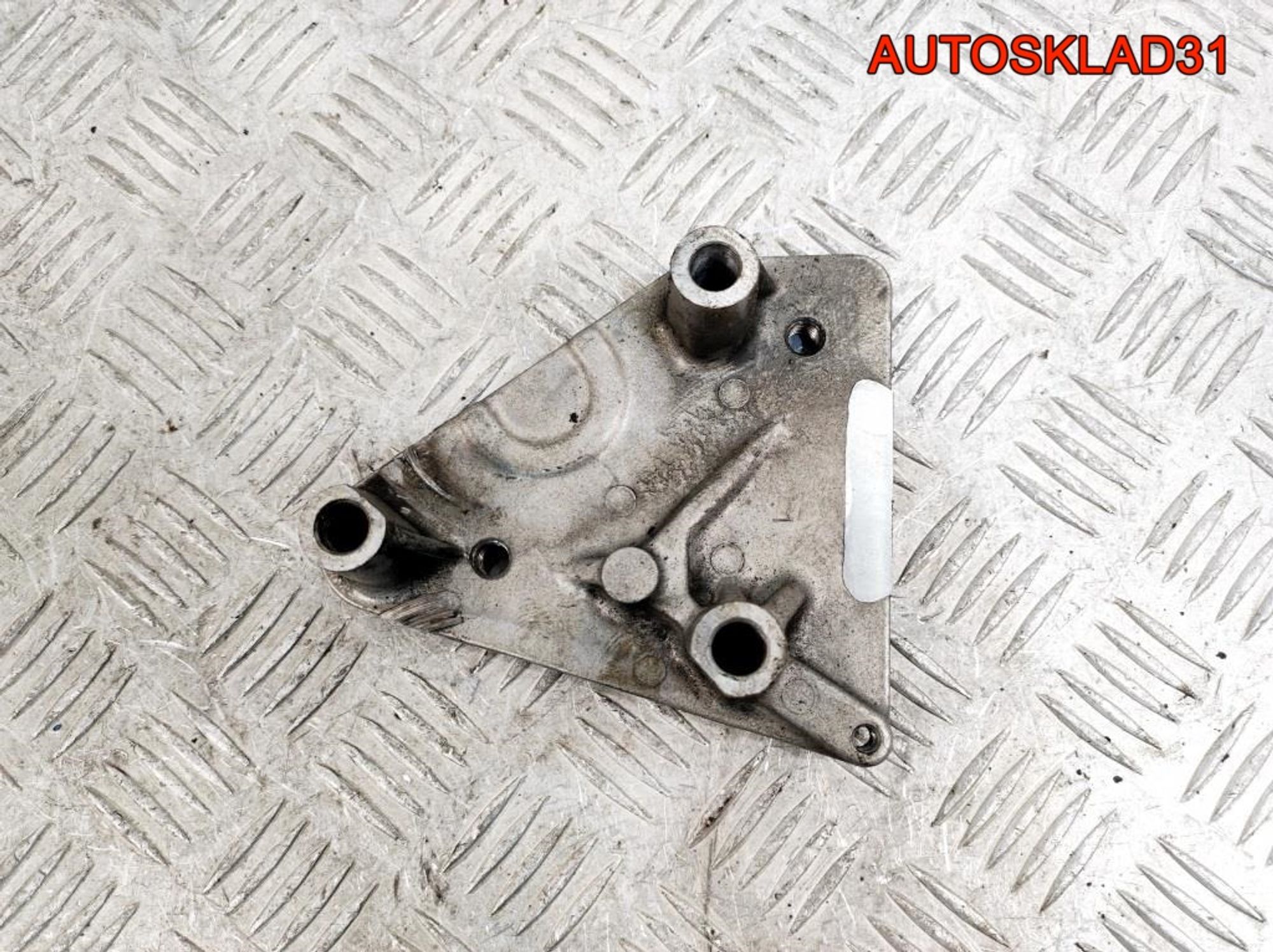 Кронштейн двигателя правый Opel Astra G 1,7 Y17DT 5684110, 500 рублей, Дубовое