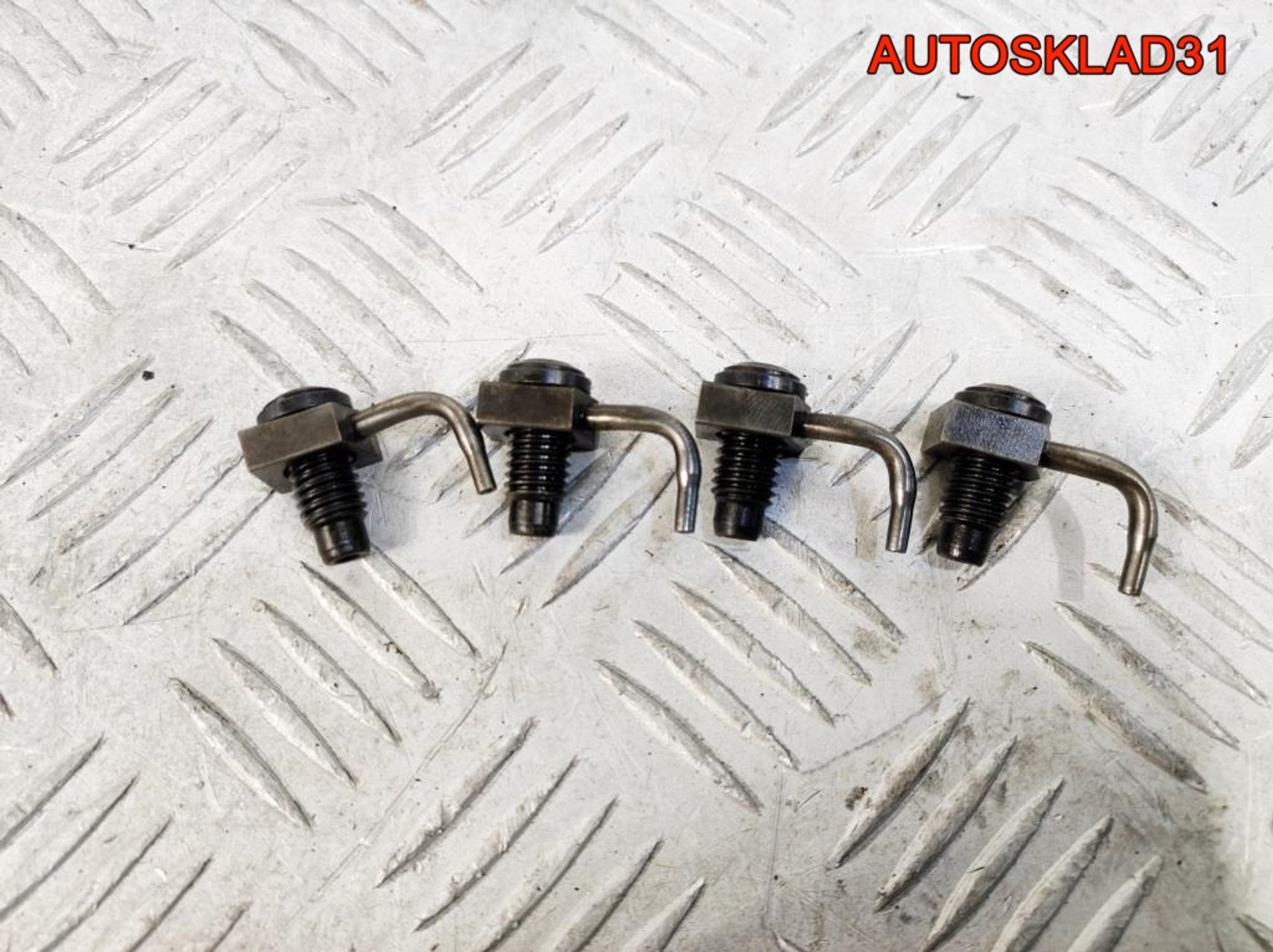 Форсунка масляная VW Passat B6 2.0 BKP 038103157B, 900 рублей, Дубовое