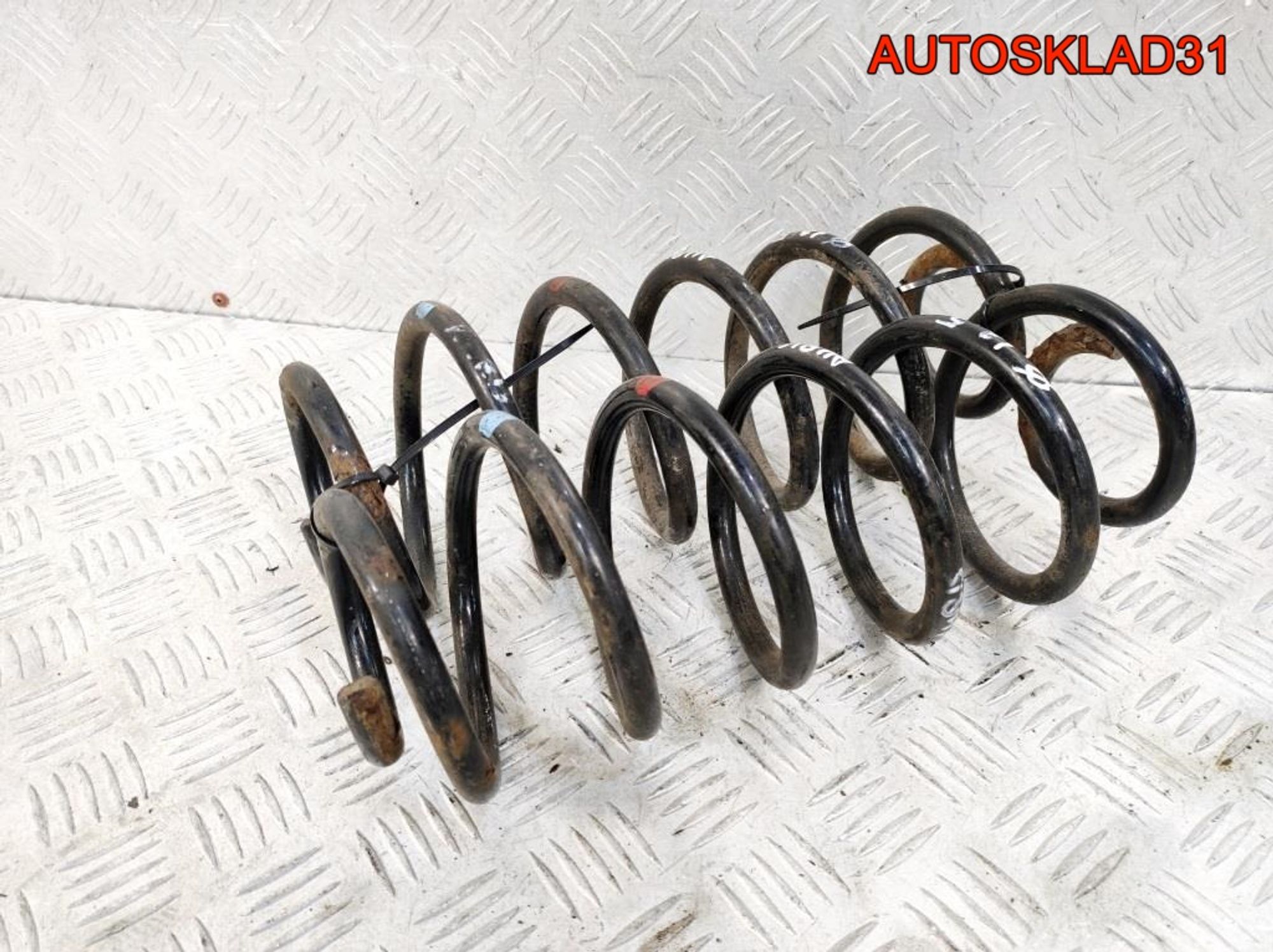 Пружина задняя Toyota Auris E15 4823112A50, 2500 рублей, Дубовое