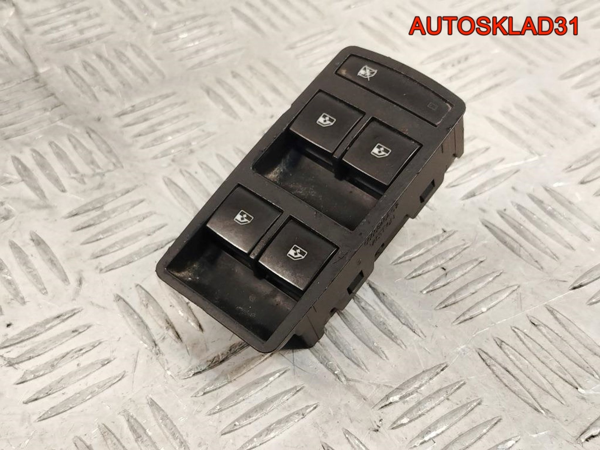Блок управления стеклоподъемниками Opel Insignia 13305011, 2000 рублей, Дубовое