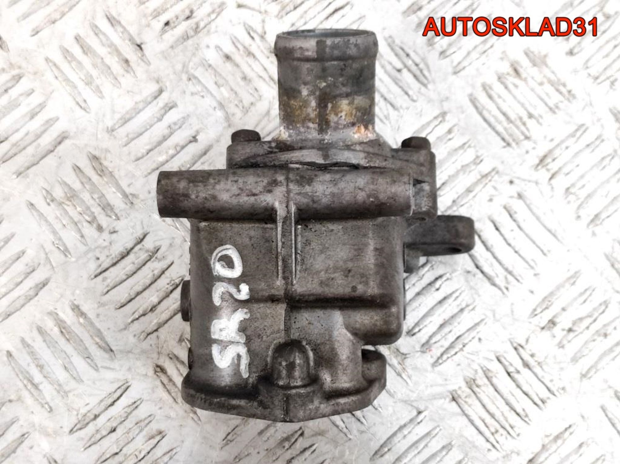 Корпус термостата Nissan Primera P11 2,0 SR20DE 110619F500, 1500 рублей, Дубовое