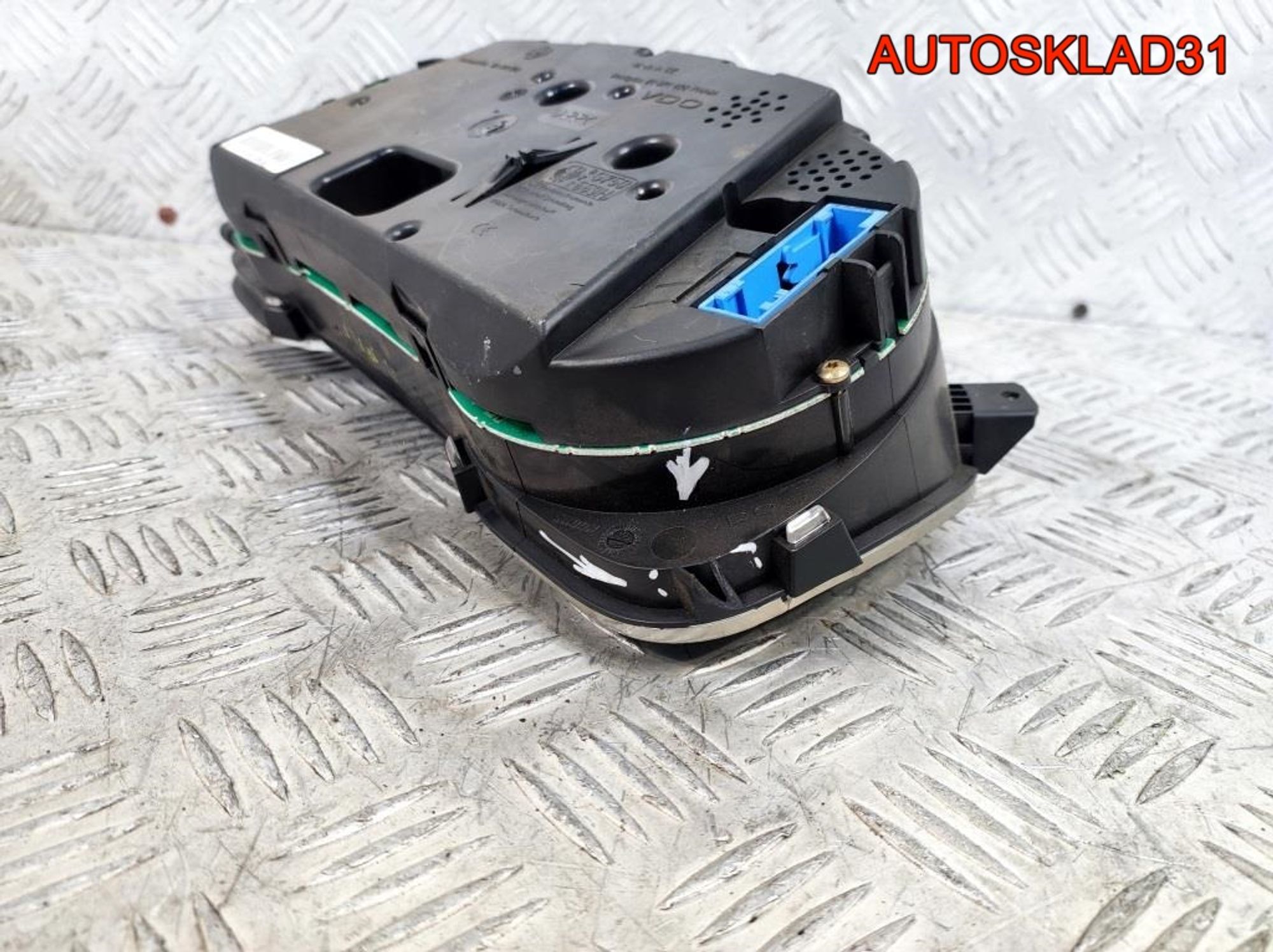 Панель приборов Skoda Octavia A4 1U1919034B Бензин, 5000 рублей, Дубовое