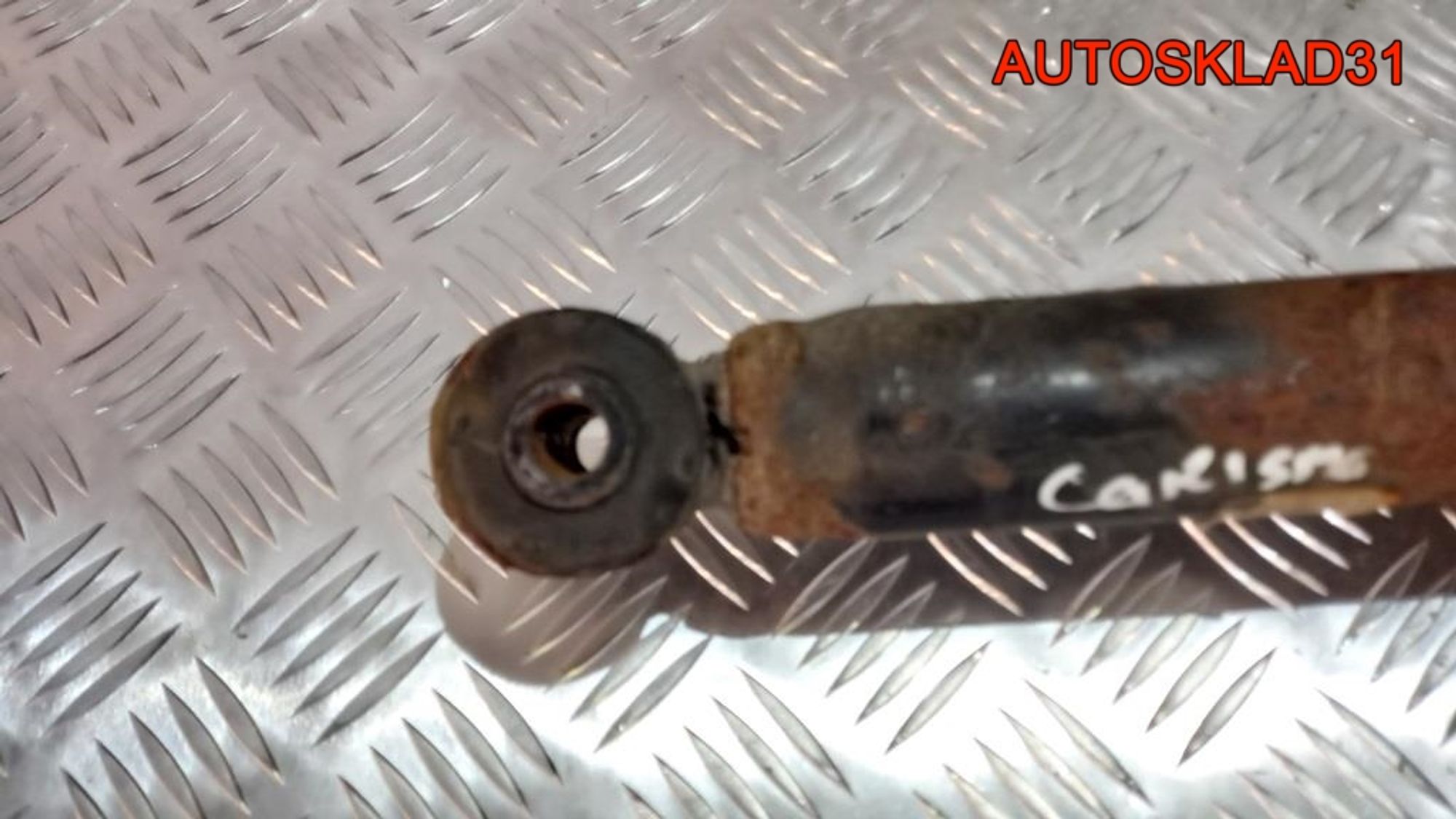 Амортизатор задний Mitsubishi Carisma DA MR913122, 1500 рублей, Дубовое