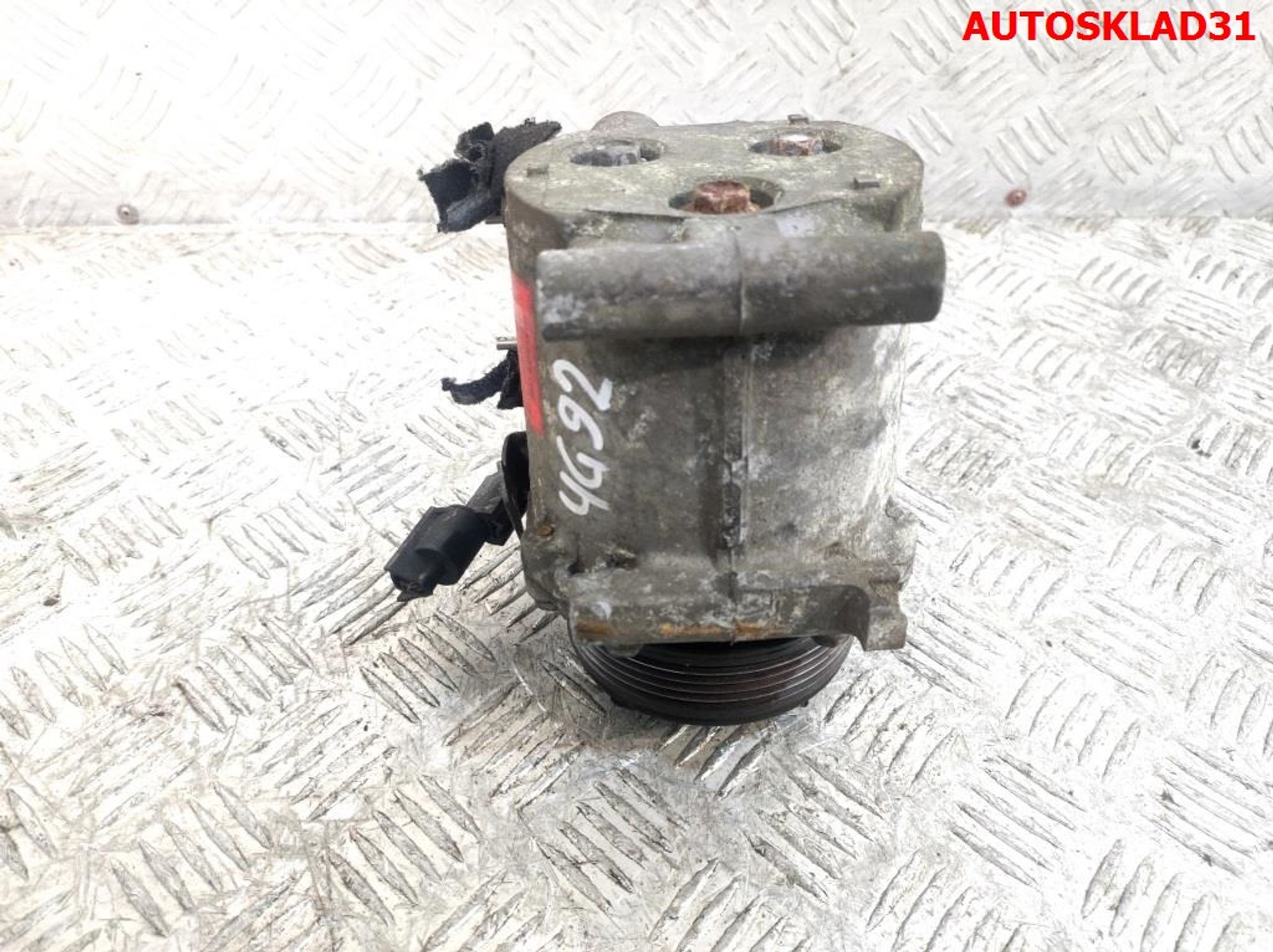 Компрессор кондиционера Mitsubishi Carisma DA 4G93 MR500007, 7200 рублей, Дубовое