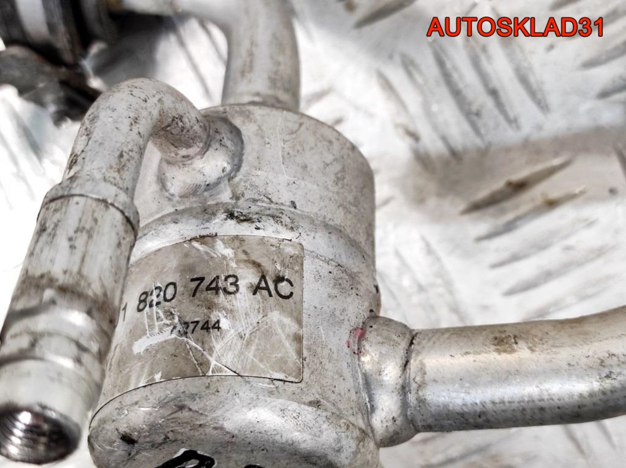 Трубка кондиционера VW Golf 4 1,6 BAD Бензин 1J1820743AC, 2700 рублей, Дубовое