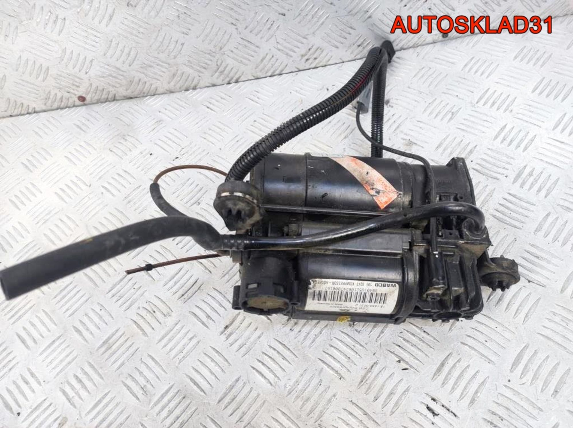 Компрессор пневмоподвески Audi A8 D3 4E0616005E, 16200 рублей, Дубовое