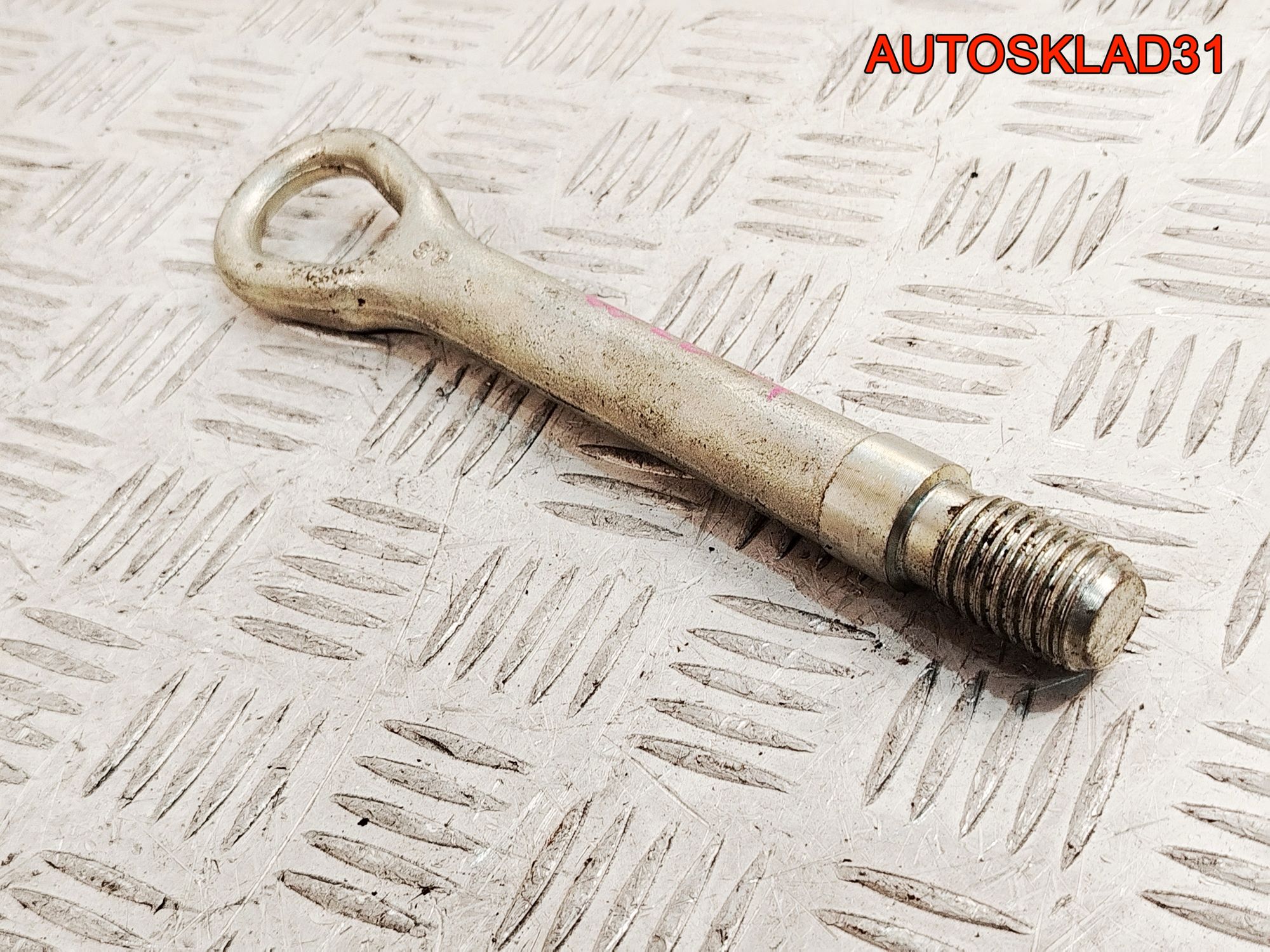 Крюк буксировочный Mercedes Benz W204 A2213150061, 1600 рублей, Дубовое