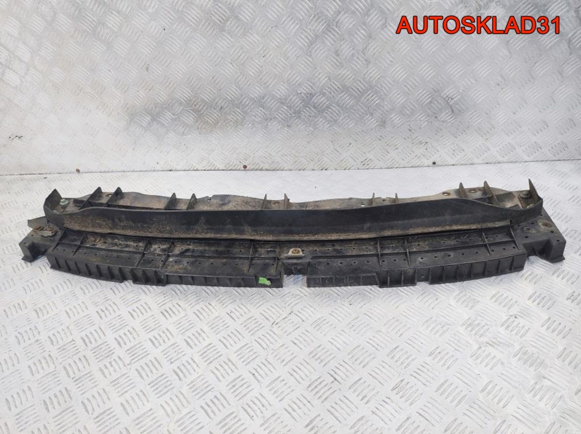 Пыльник двигателя Toyota Aygo 526180H010, 1700 рублей, Дубовое