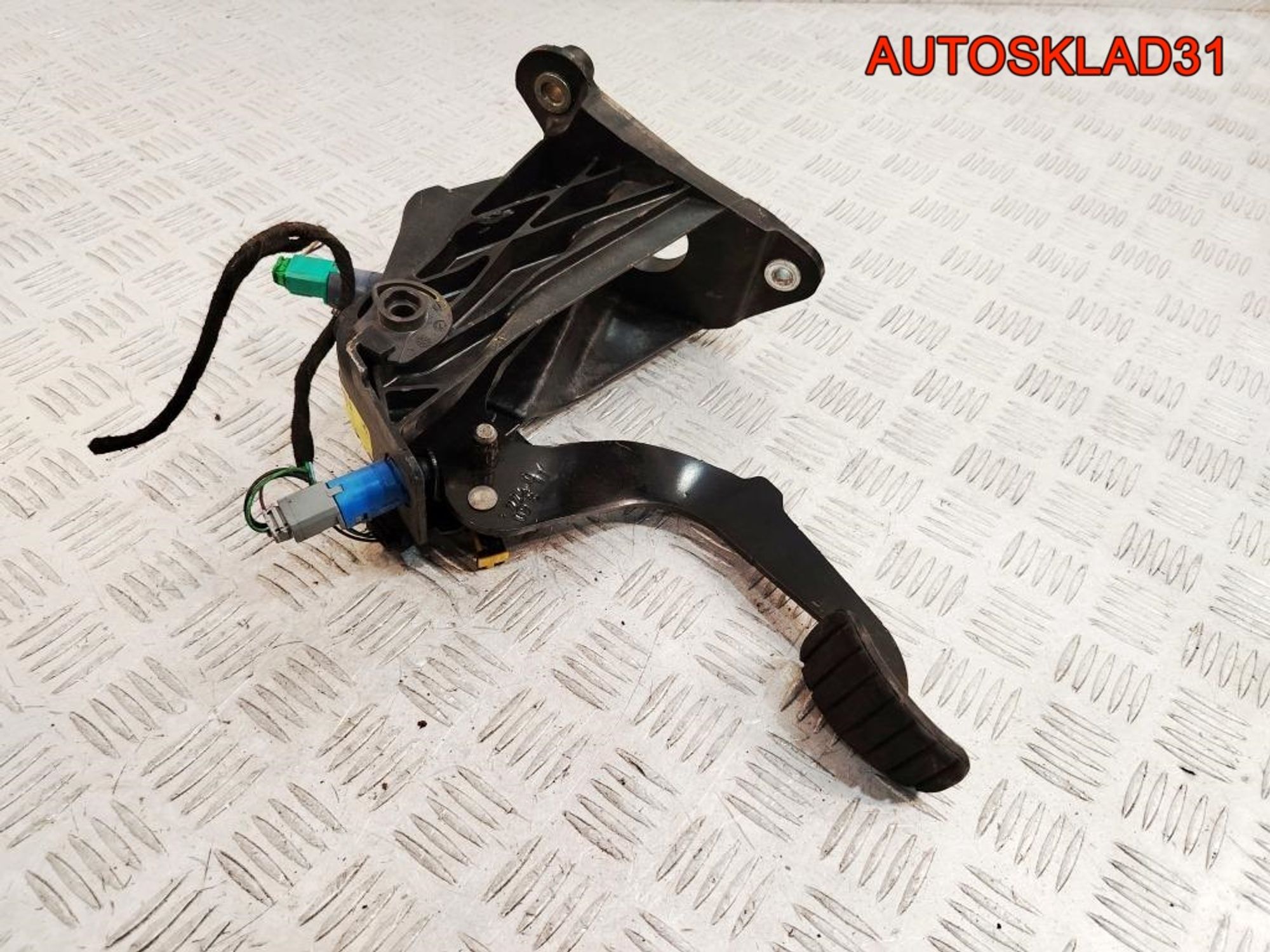 Педаль сцепления Renault Laguna 3 465030297R, 7000 рублей, Дубовое
