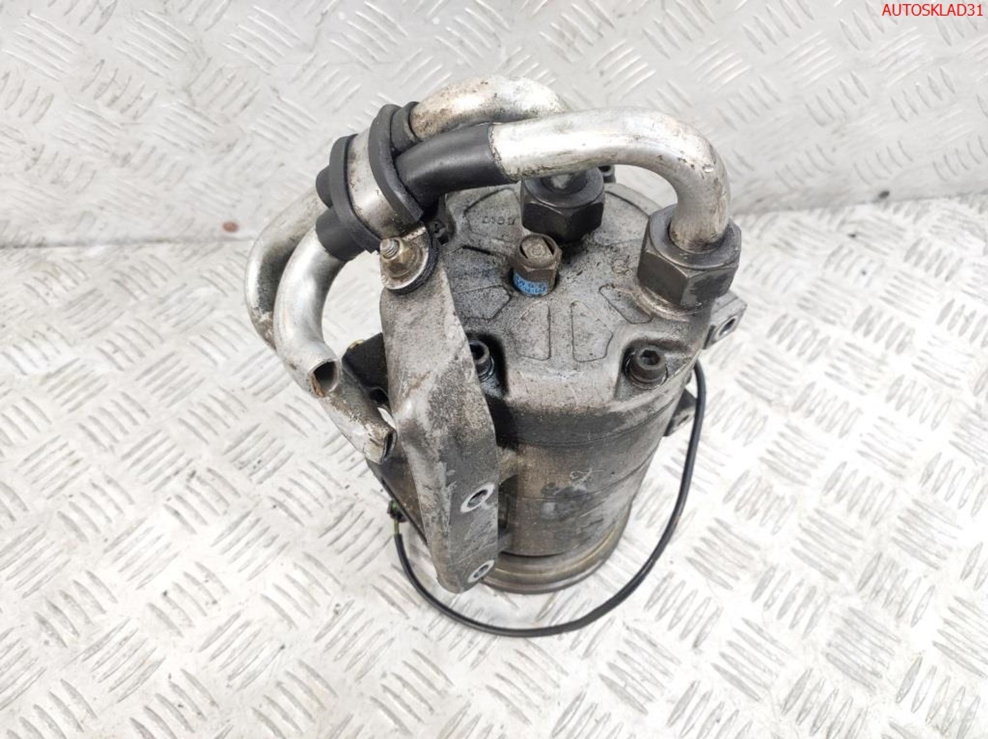 Компрессор кондиционера Audi A4 B5 1,8 AEB 8D0260805, 7200 рублей, Дубовое