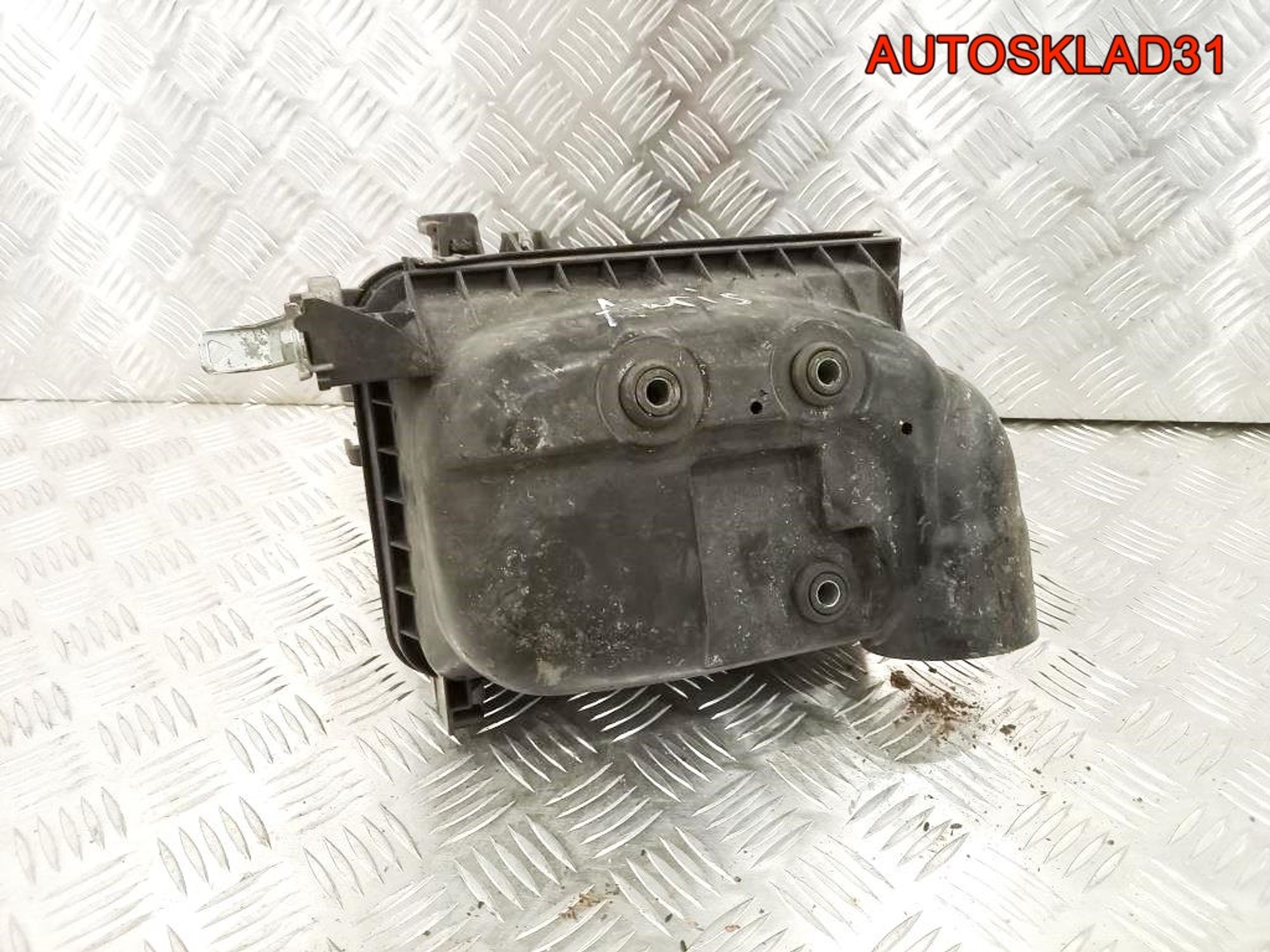 Корпус воздушного фильтра Toyota Auris 1770522220, 3600 рублей, Дубовое