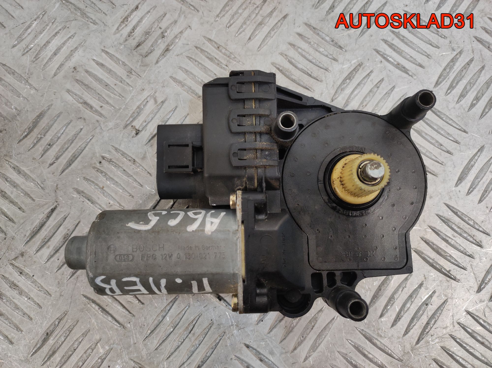 Моторчик стеклоподъёмника п/л Audi A6 C5 0130821775, 800 рублей, Дубовое