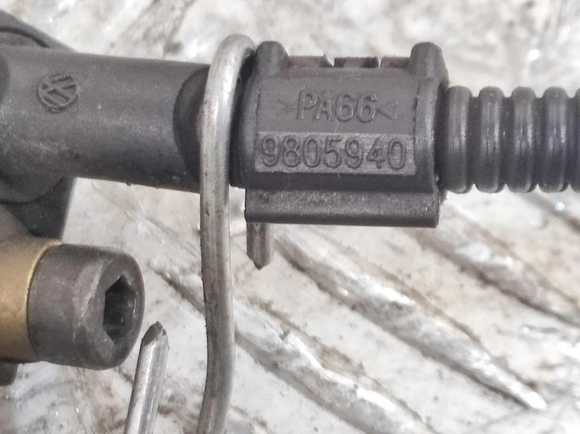 Датчик положения коленвала VW Golf 4 1,6 BAD Бензин, 1000 рублей, Дубовое