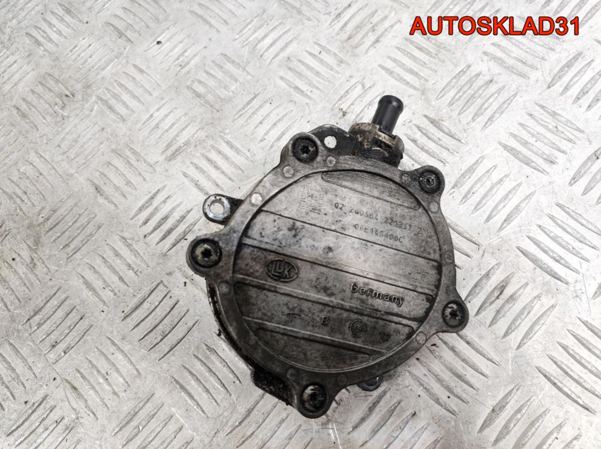 Насос вакуумный Audi A6 C6 2,4 BDW 06E145100C, 2300 рублей, Дубовое