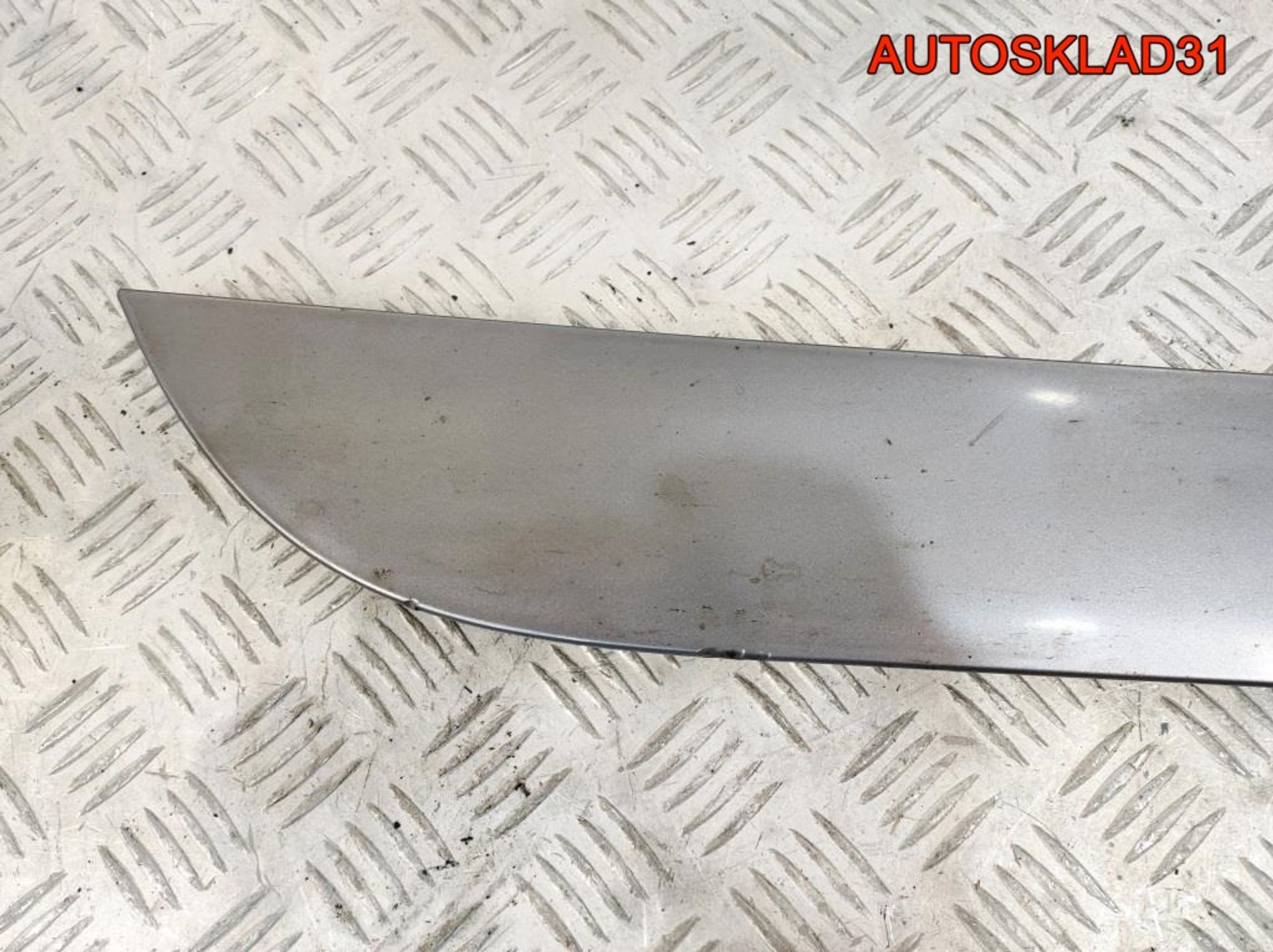Молдинг задней правой двери Audi A6 C6 4F0853970B, 2300 рублей, Дубовое