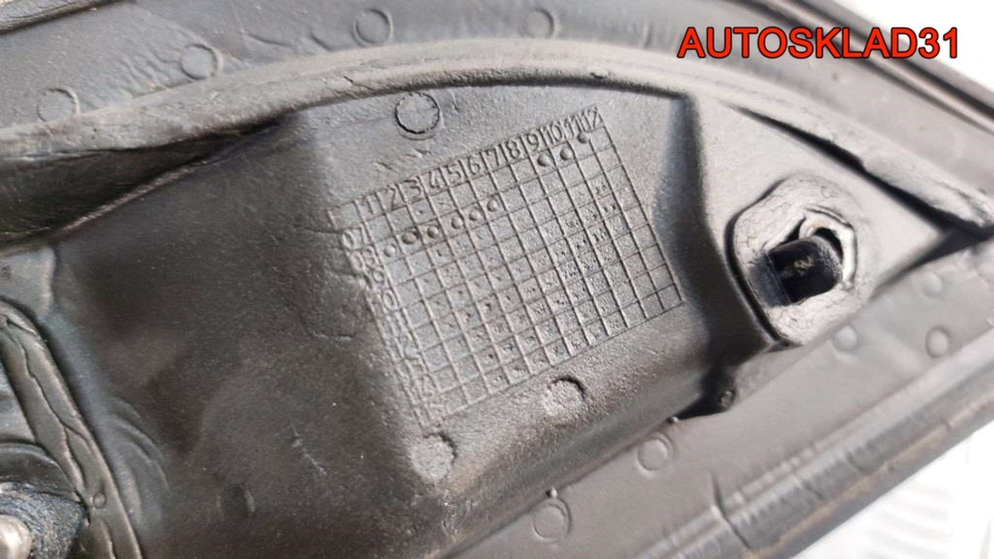Зеркало правое Ford Focus 2 1728322 Рестайлинг, 6000 рублей, Дубовое