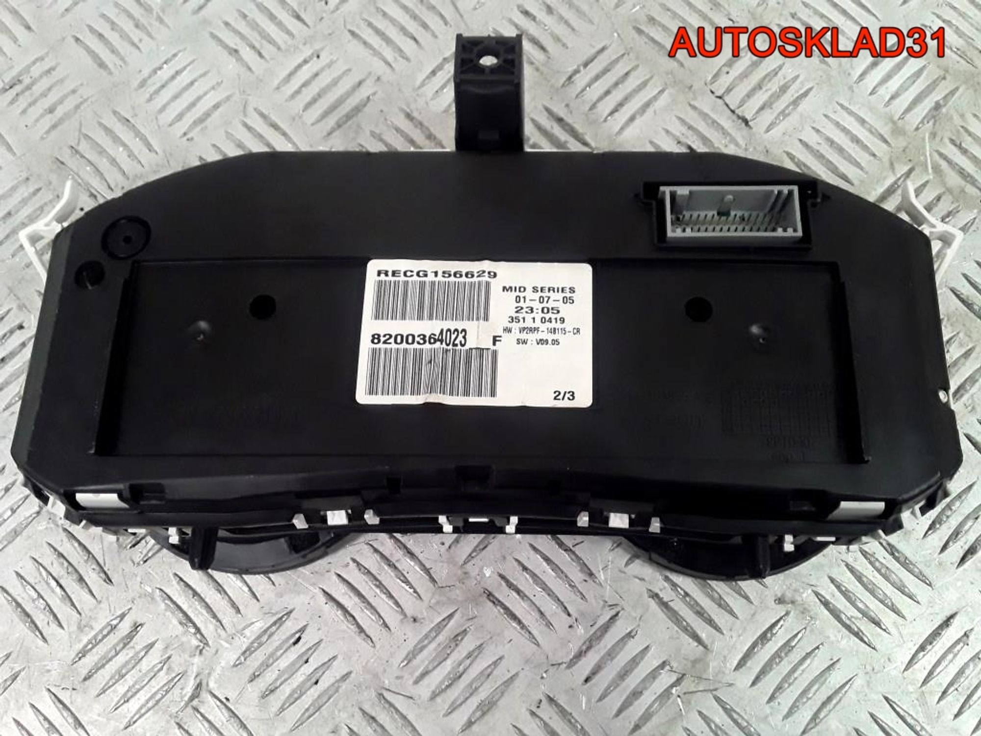 Панель приборов Renault Megane 1.6 K4M 8200364023, 2500 рублей, Дубовое