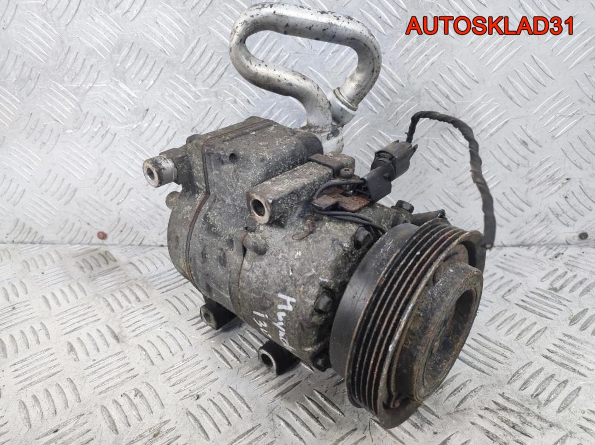 Компрессор кондиционера Hyundai i30 977012H240, 6000 рублей, Дубовое