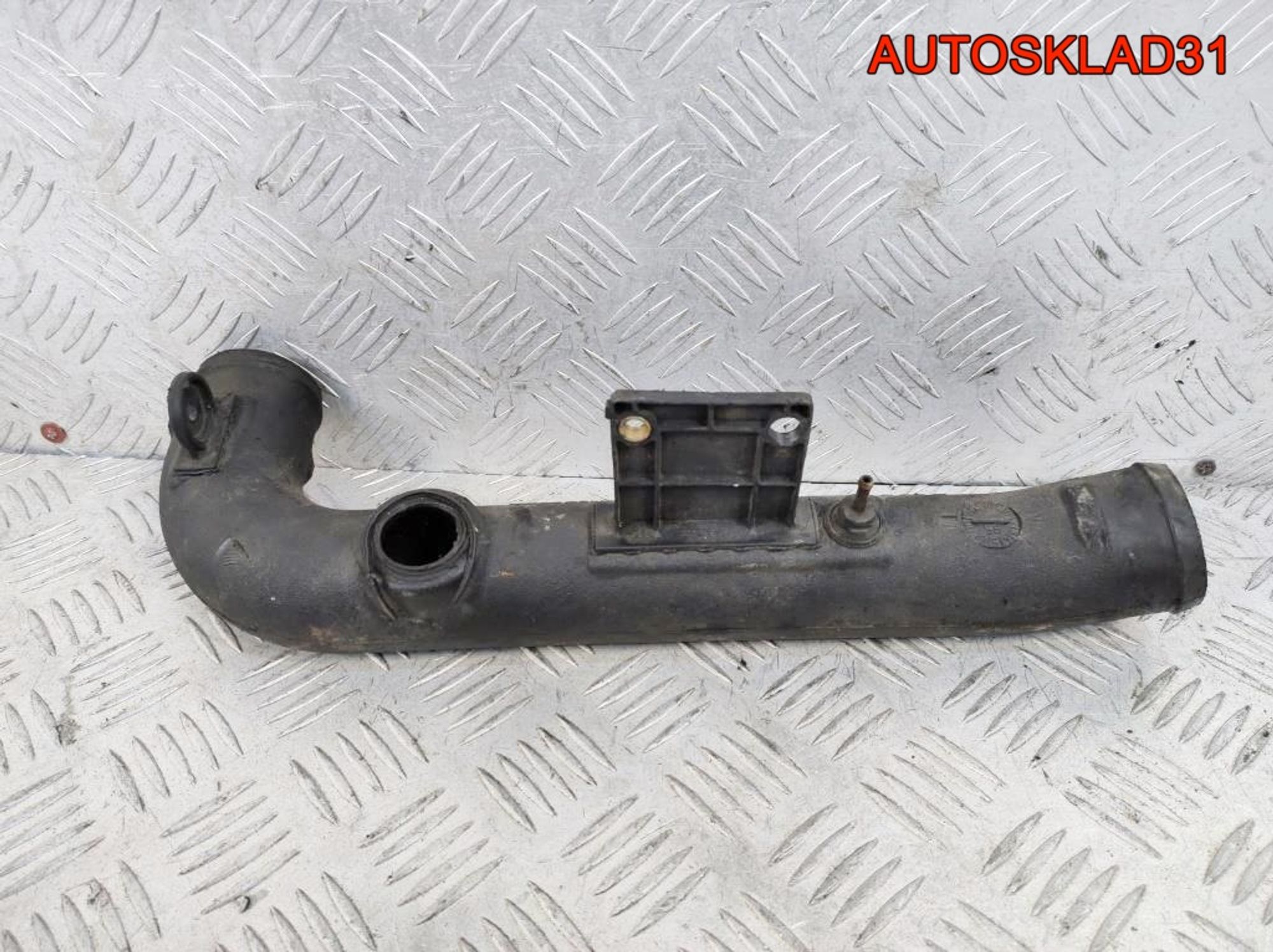 Патрубок интеркулера Audi A4 B5 8D0145840, 900 рублей, Дубовое
