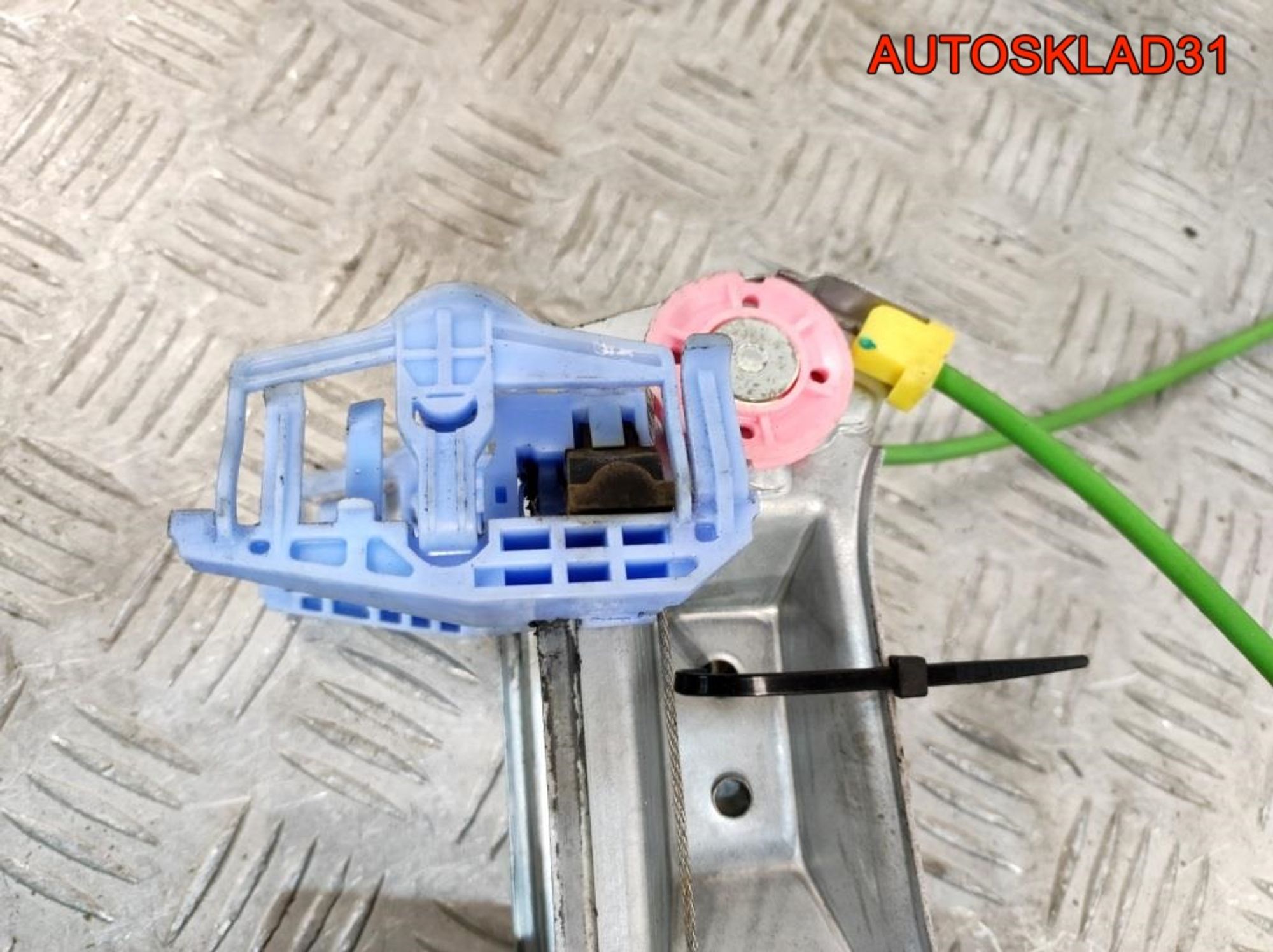 Стеклоподъемник передний левый Opel Corsa D Купе, 1800 рублей, Дубовое