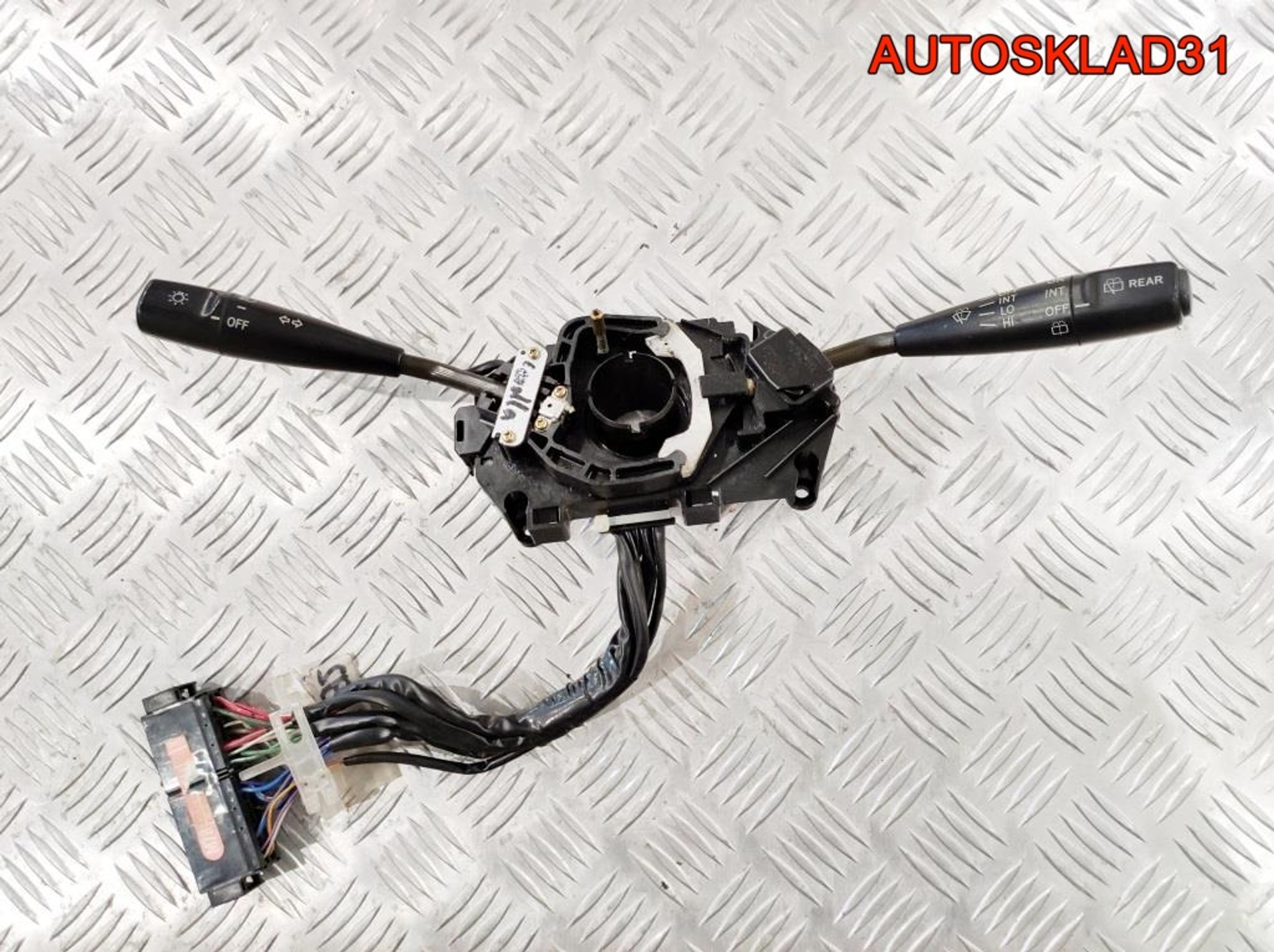 Переключатель подрулевой Toyota Corolla 7 843101A670, 1500 рублей, Дубовое