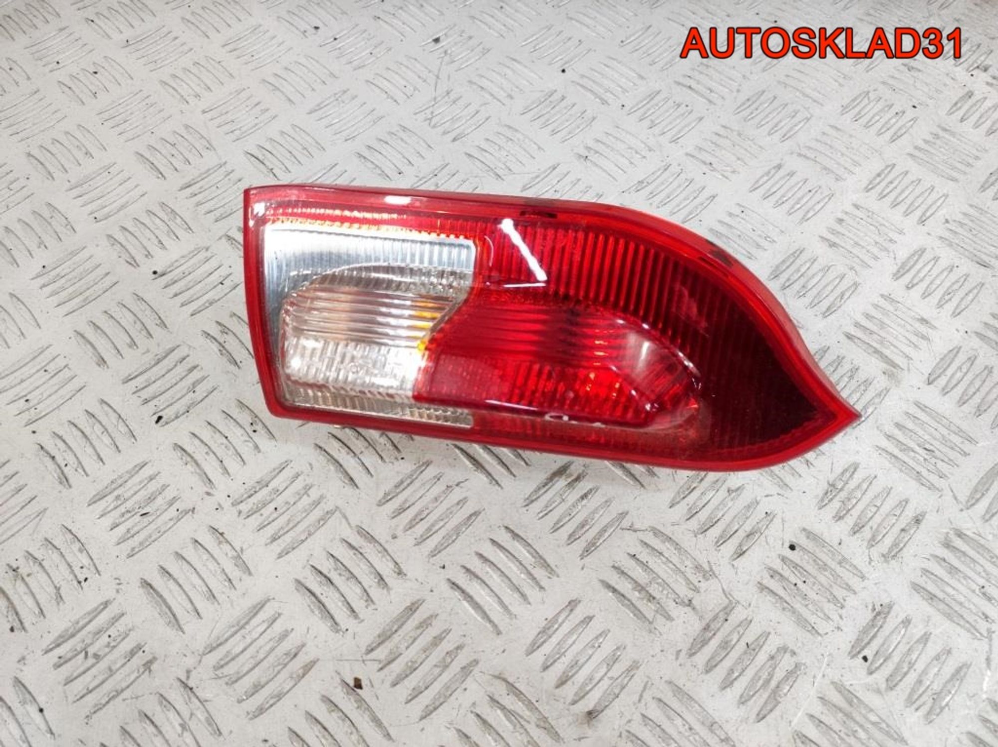 Фонарь задний левый Opel Insignia 13226854 Combi, 1000 рублей, Дубовое