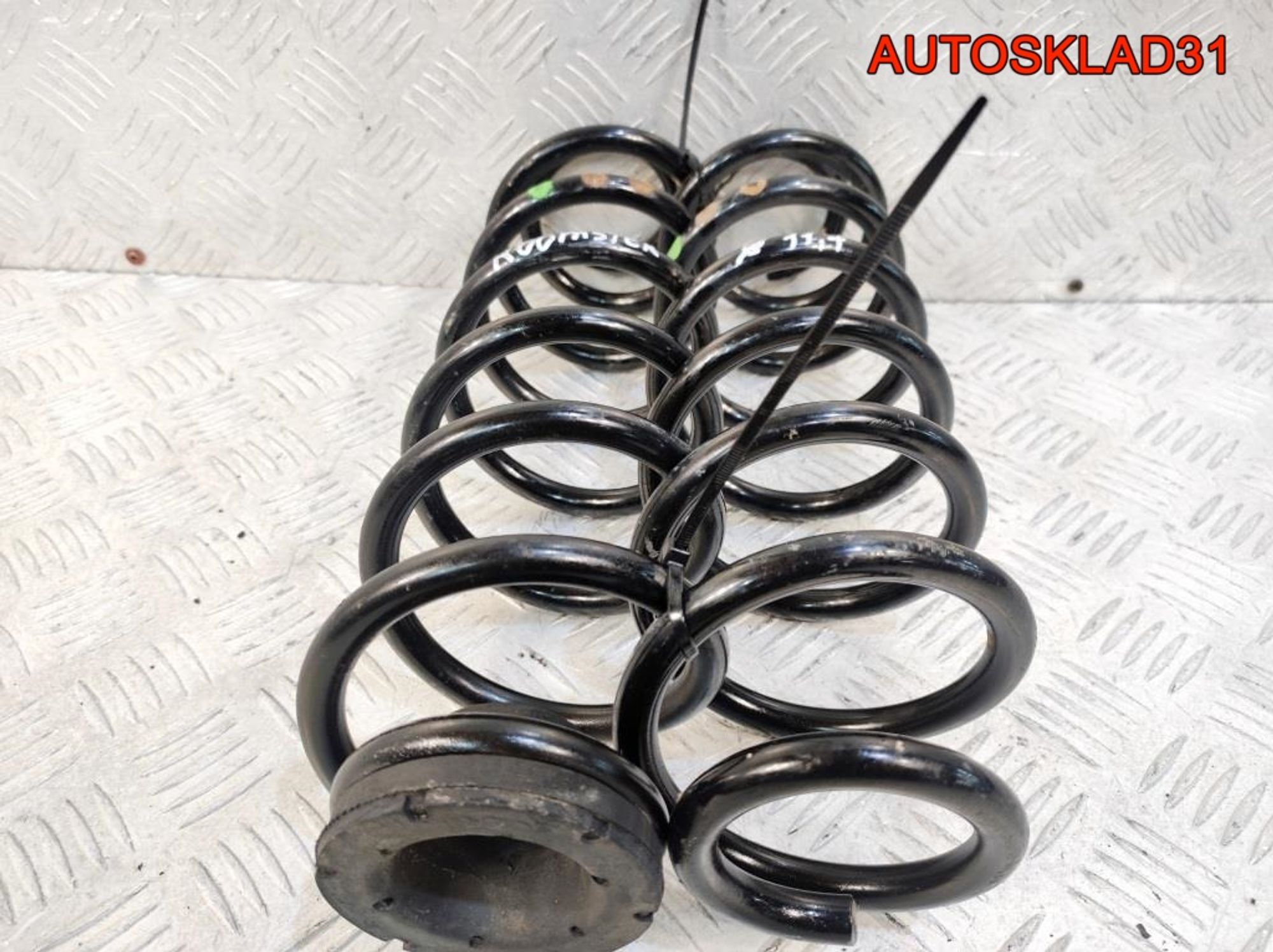 Пружина задняя комплект Skoda Roomster 1J0511115CF, 1800 рублей, Дубовое