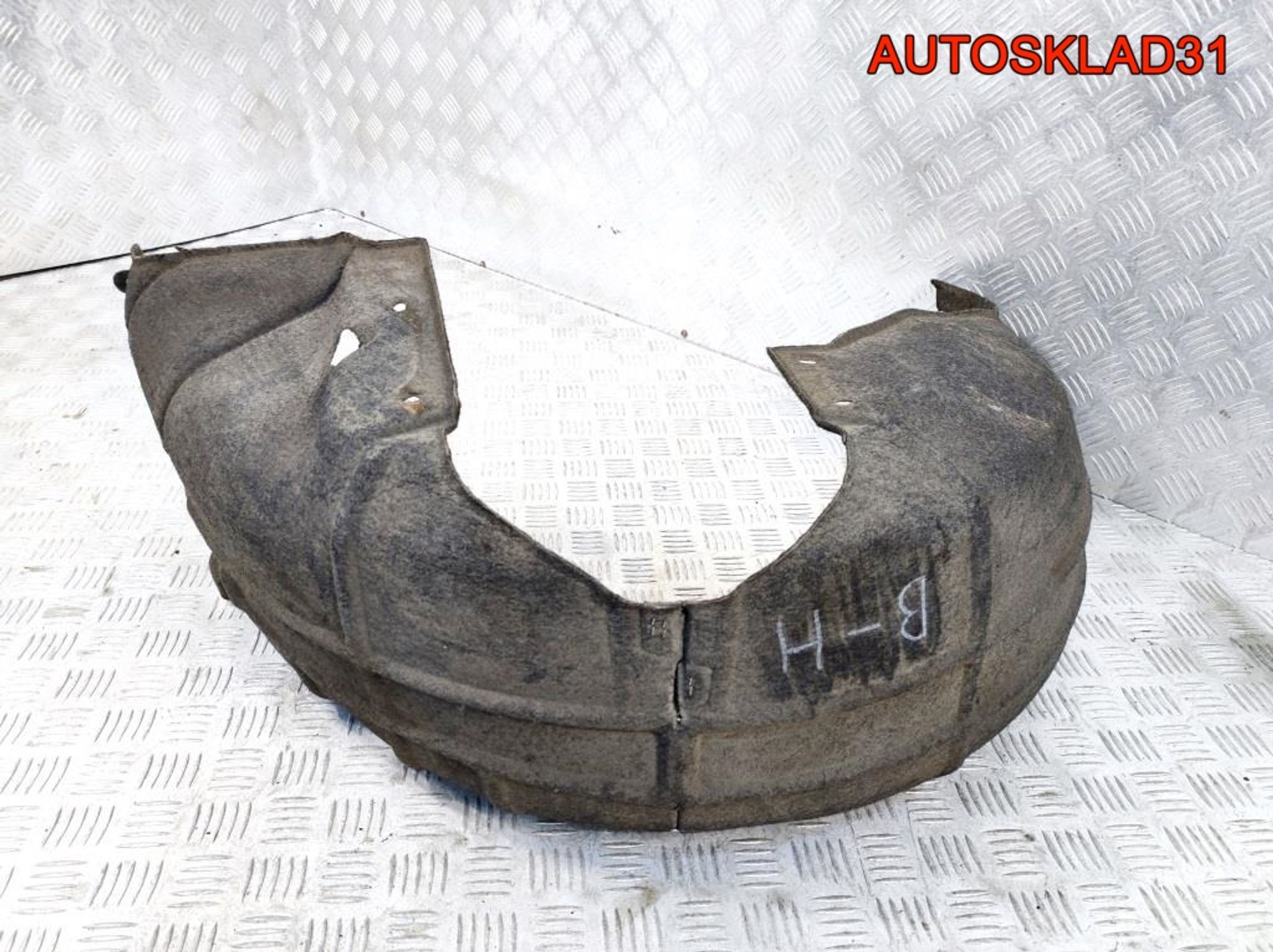 Локер задний правый Mazda 3 BK BP4K561H1B Седан, 1700 рублей, Дубовое