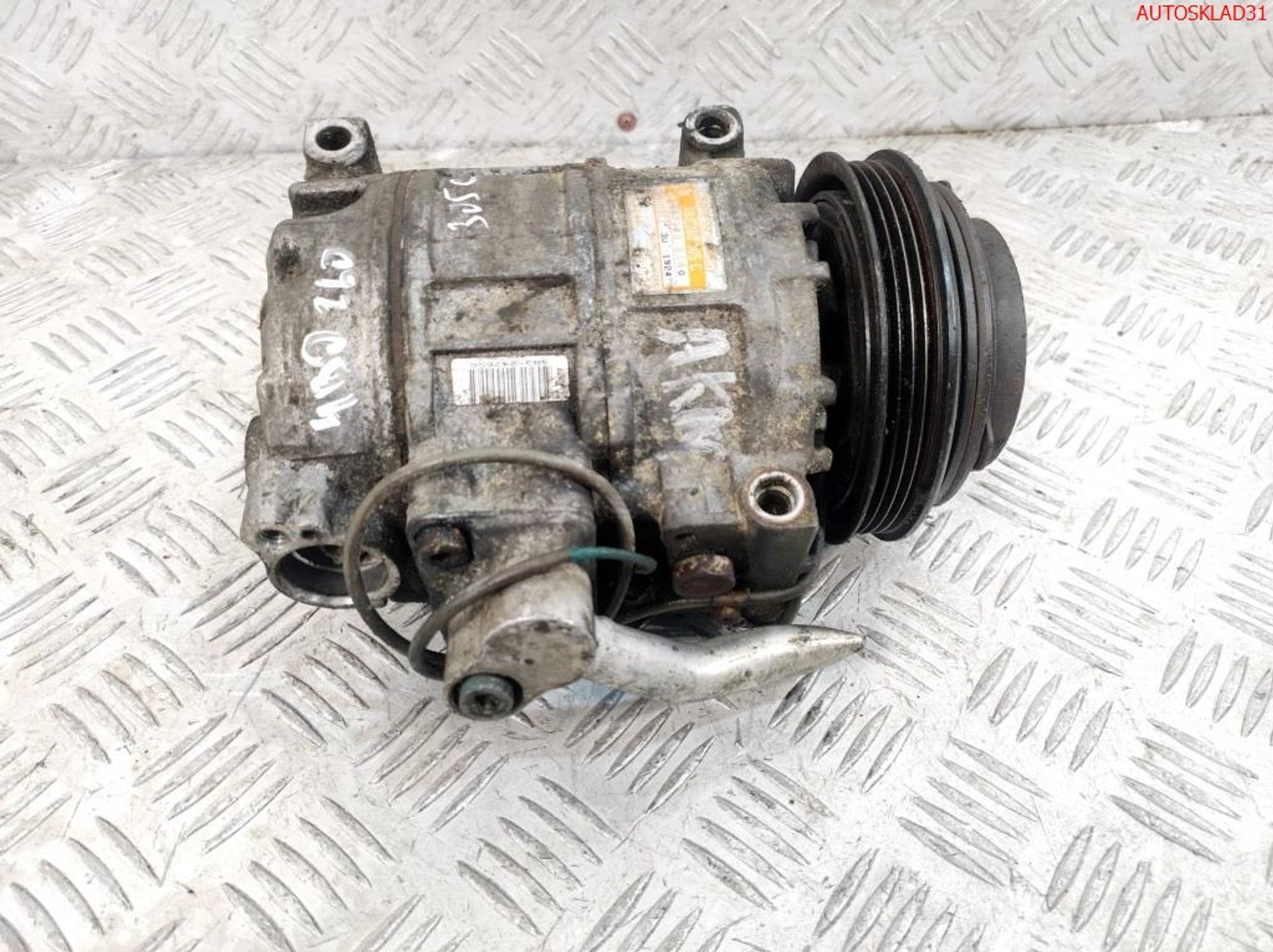 Компрессор кондиционера Audi A6 C5 2,5 Дизель 4B0260805C, 8600 рублей, Дубовое