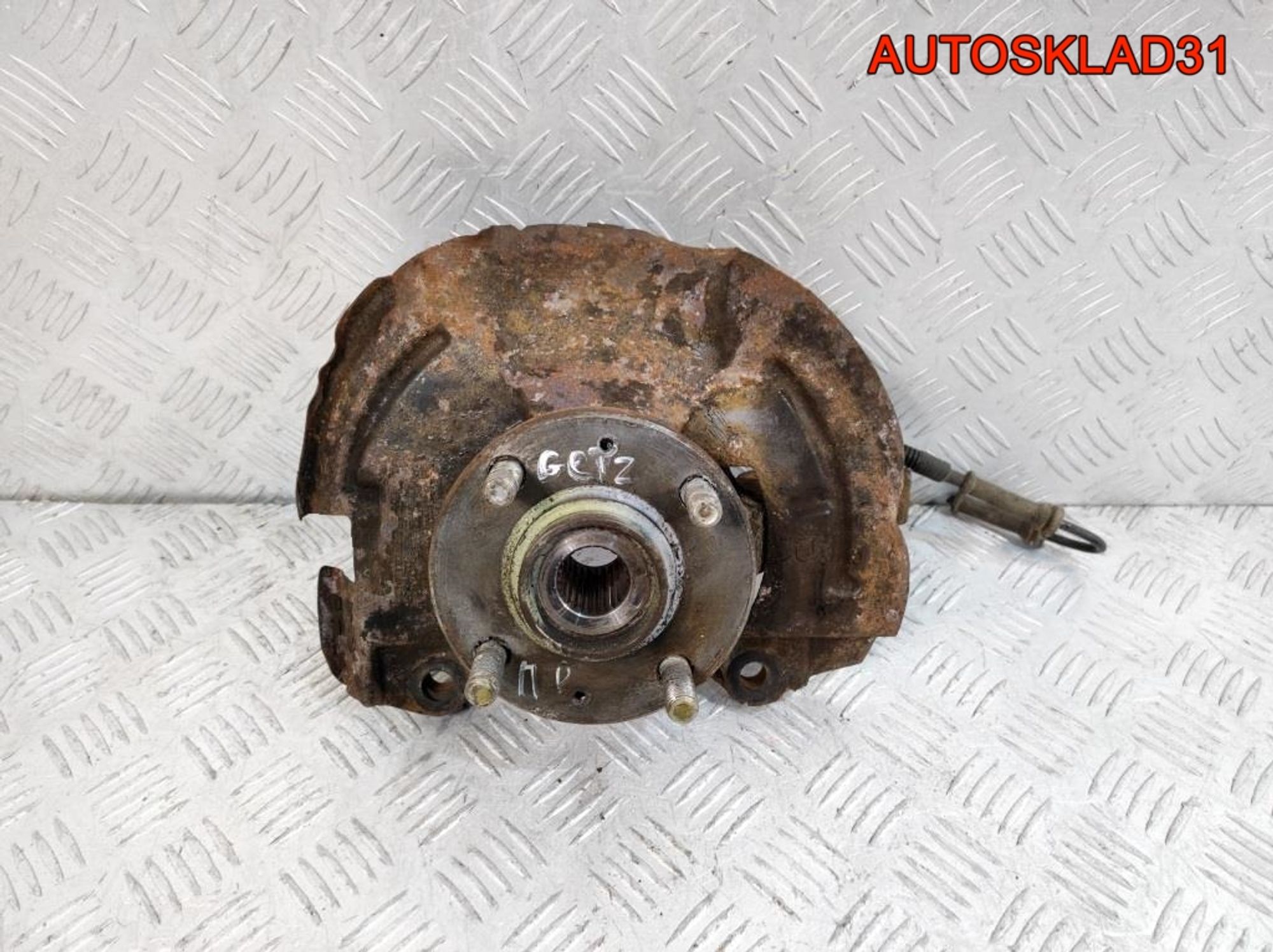 Кулак поворотный передний правый в сборе Hyundai Getz 517161C110, 4500 рублей, Дубовое