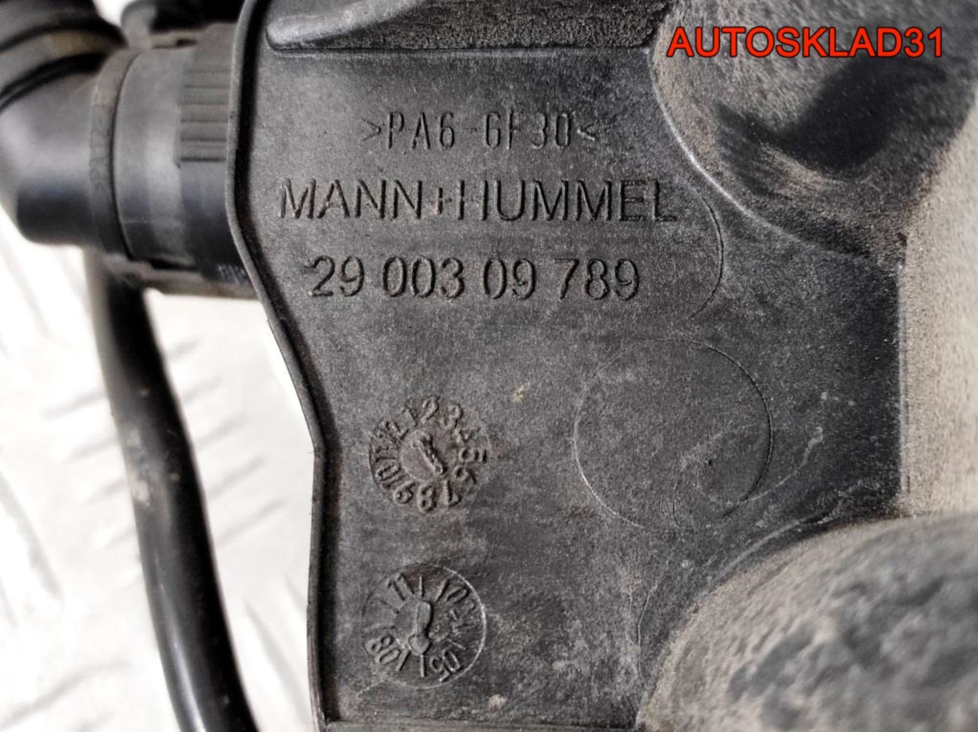 Коллектор впускной VW Passat B6 2.0 BVY 06F133210P, 4500 рублей, Дубовое