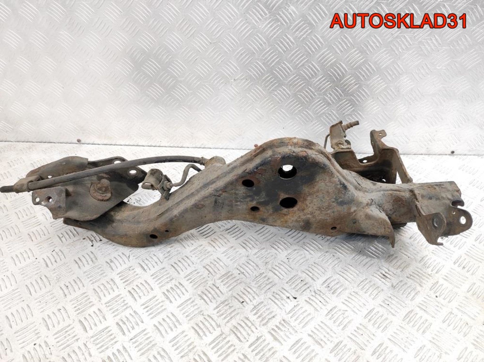 Рычаг задний продольный правый Nissan Qashqai 55501JG000, 5000 рублей, Дубовое