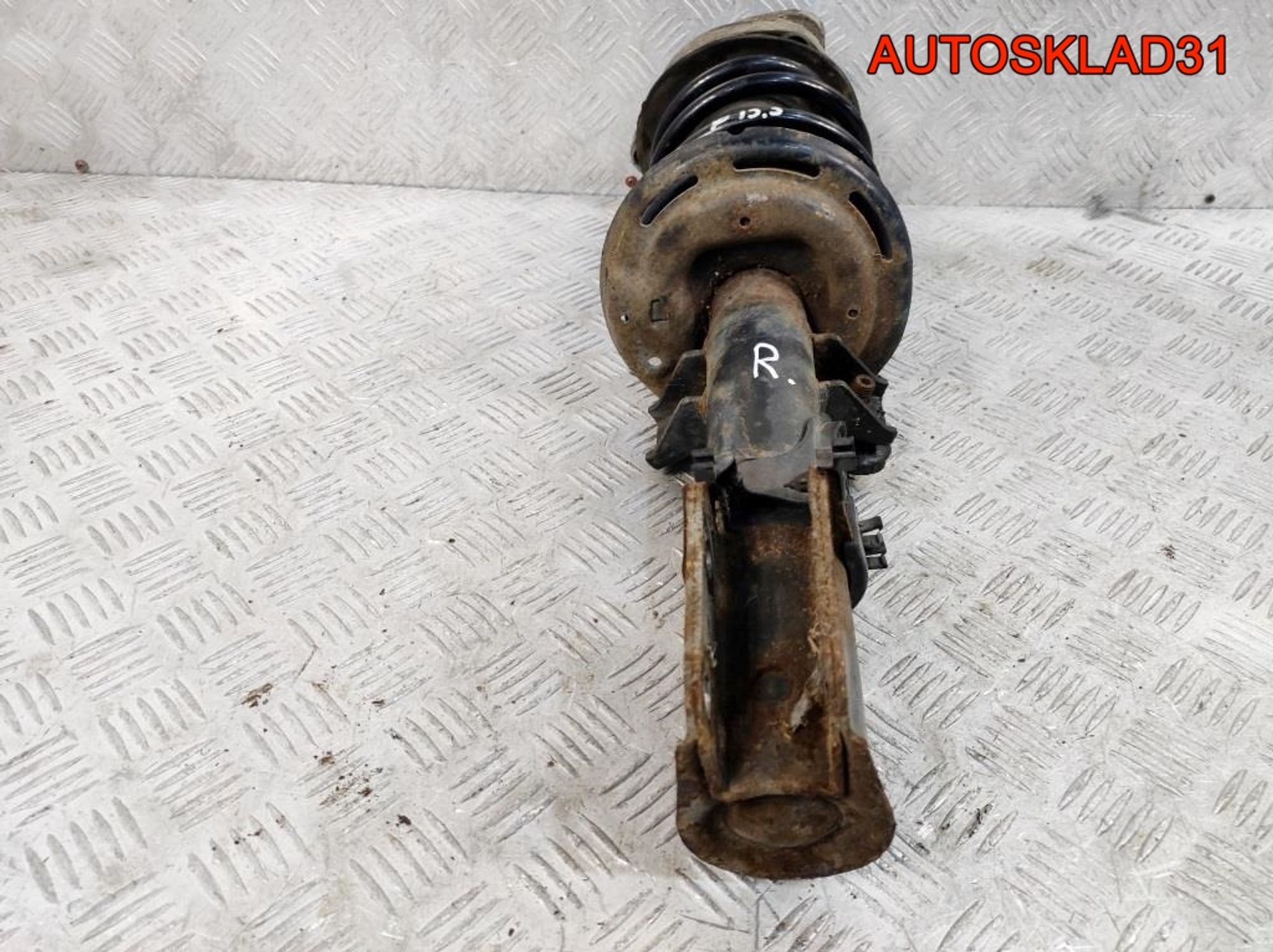 Амортизатор передний правый Mercedes GLK 2,2 651.912 A2043202738, 10000 рублей, Дубовое