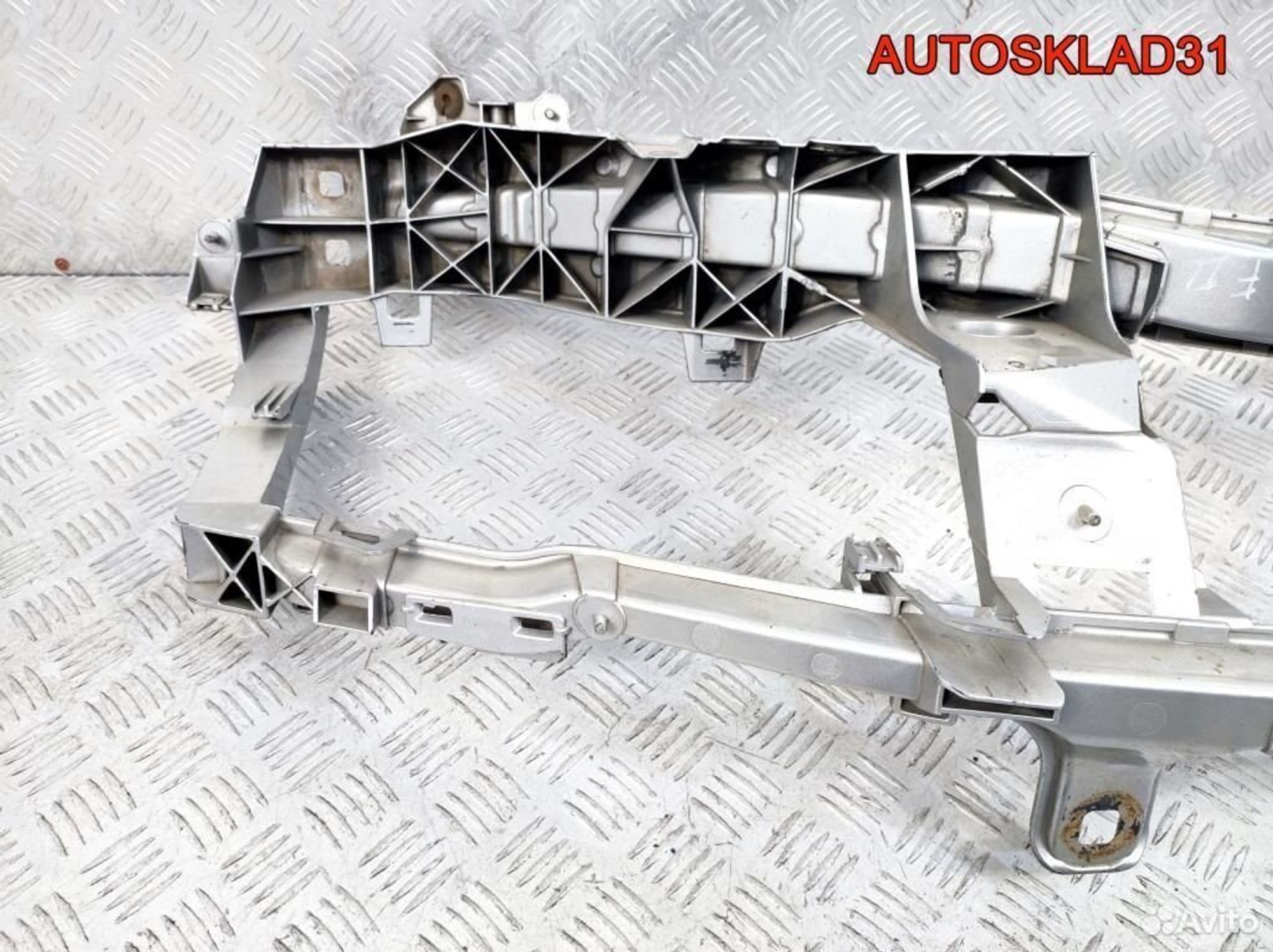 Панель передняя Ford Focus 2 Рестайлинг 8M518B041AC, 18000 рублей, Дубовое