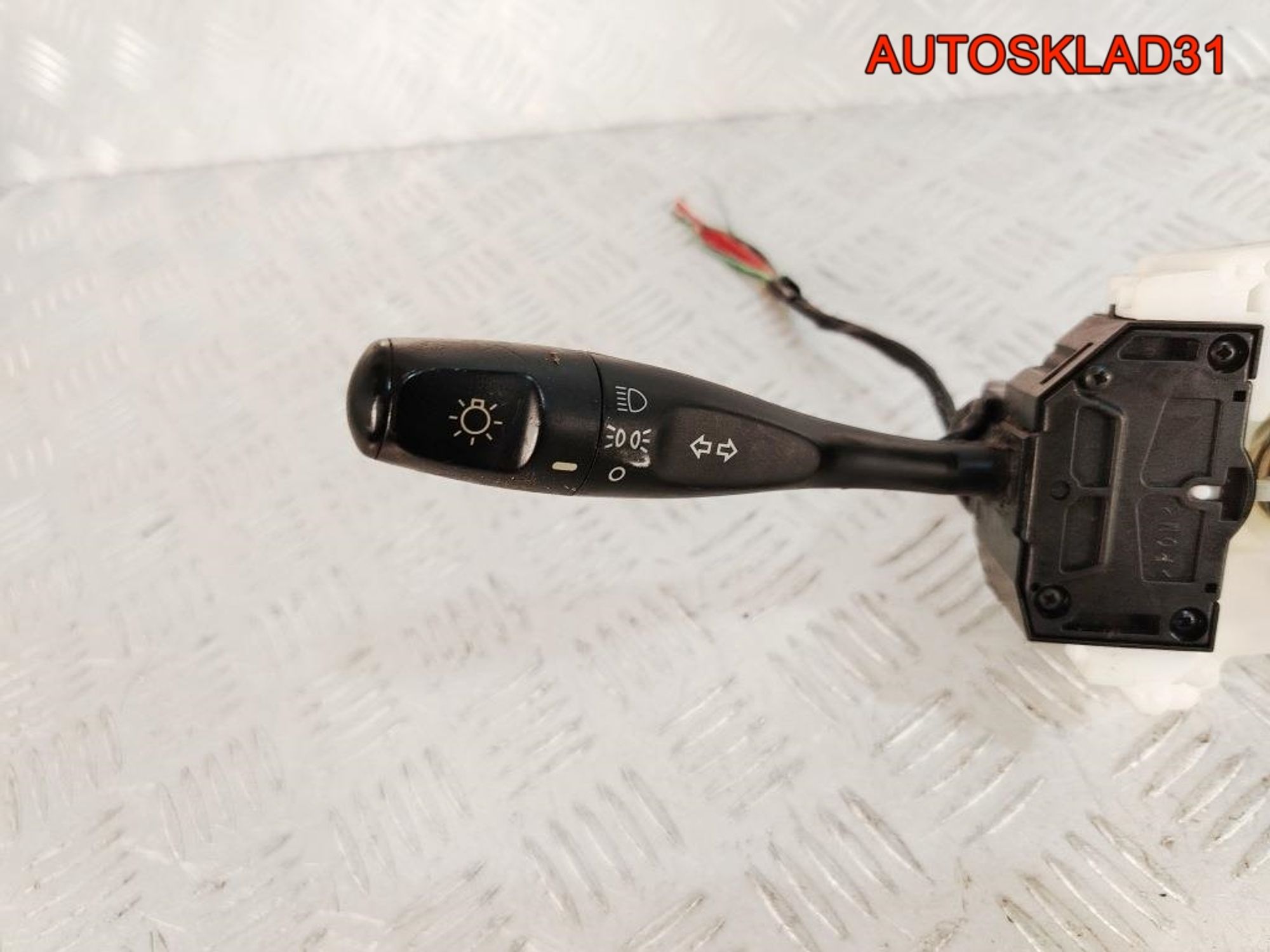 Переключатель подрулевой Mitsubishi Carisma DA MR911056, 2000 рублей, Дубовое