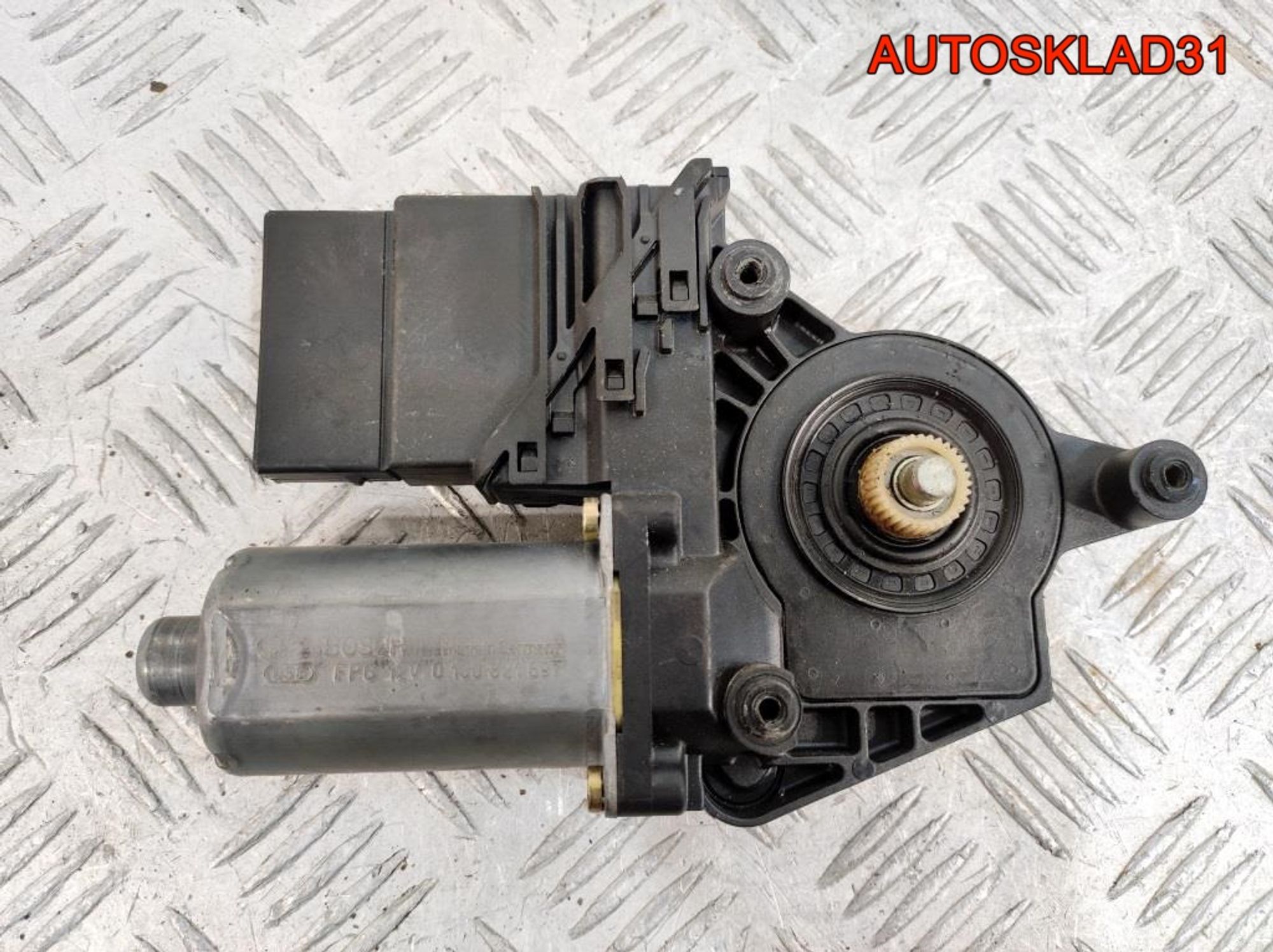 Моторчик стеклоподъемника зад левый VW Passat B5 101439200, 800 рублей, Дубовое