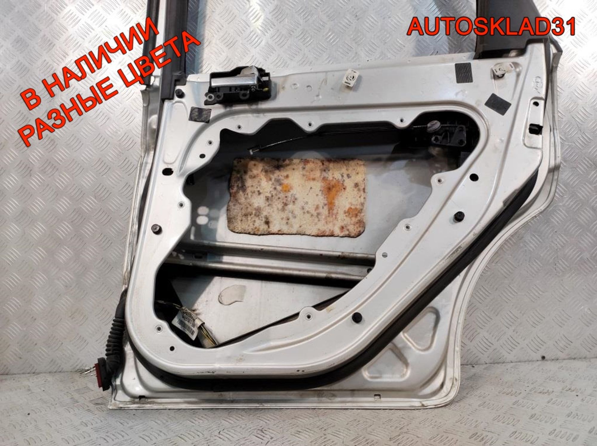 Дверь задняя правая Ford Focus 2 1702418 Combi Рест, 10000 рублей, Дубовое