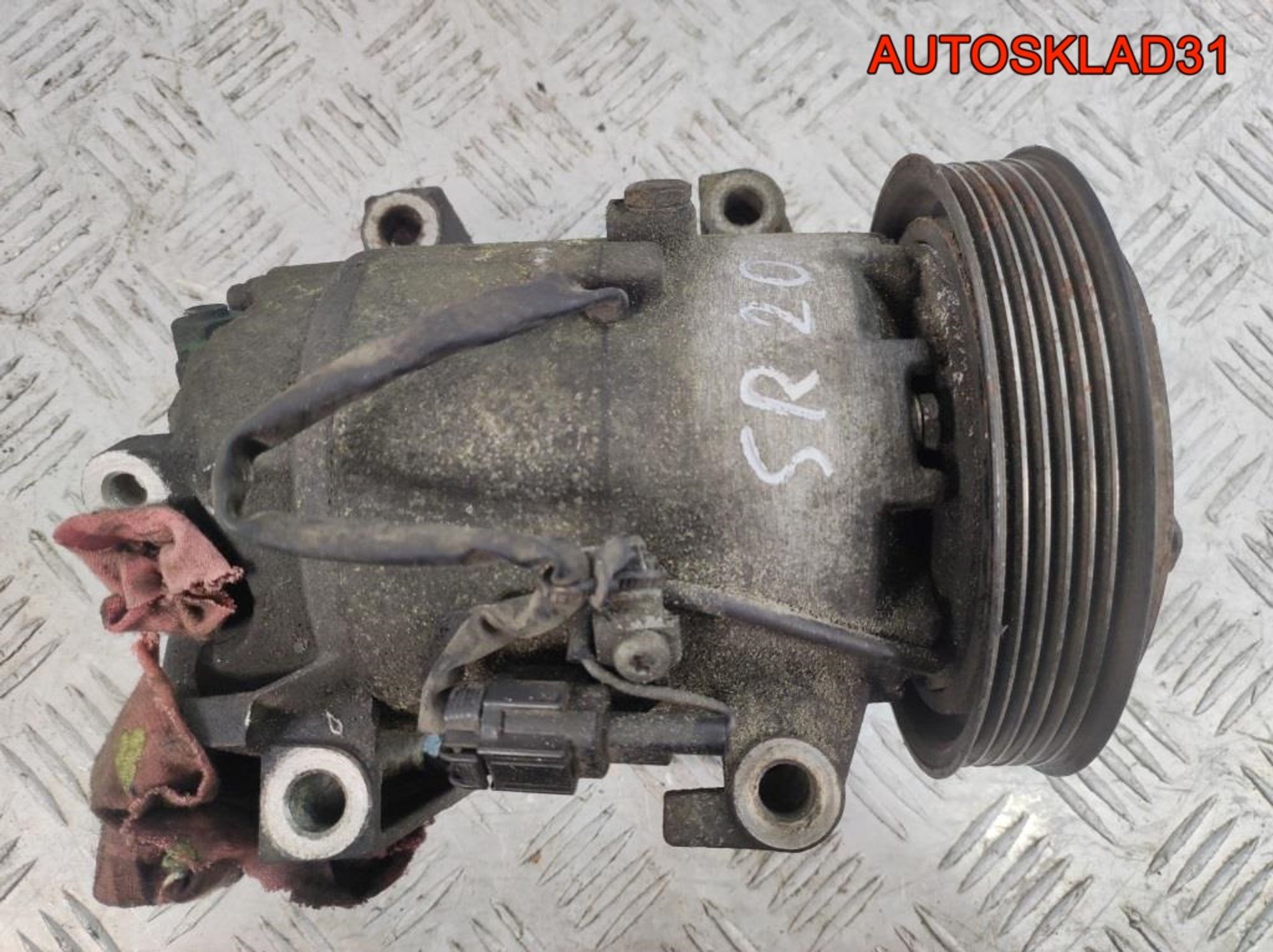 Компрессор кондиционера Nissan Primera P11 926009F500, 5000 рублей, Дубовое