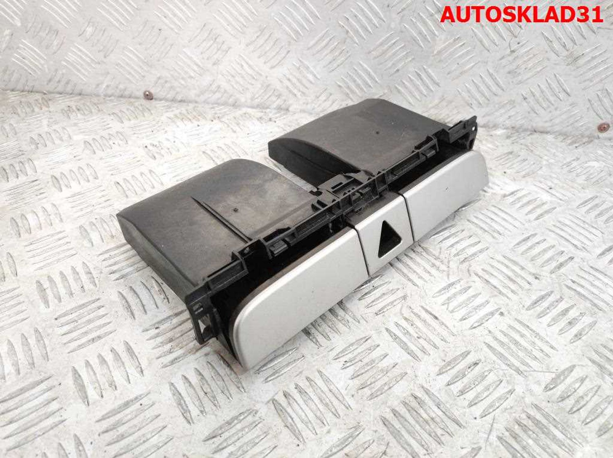 Бардачок в центральную консоль VW Passat B6 3C0858407, 1000 рублей, Дубовое