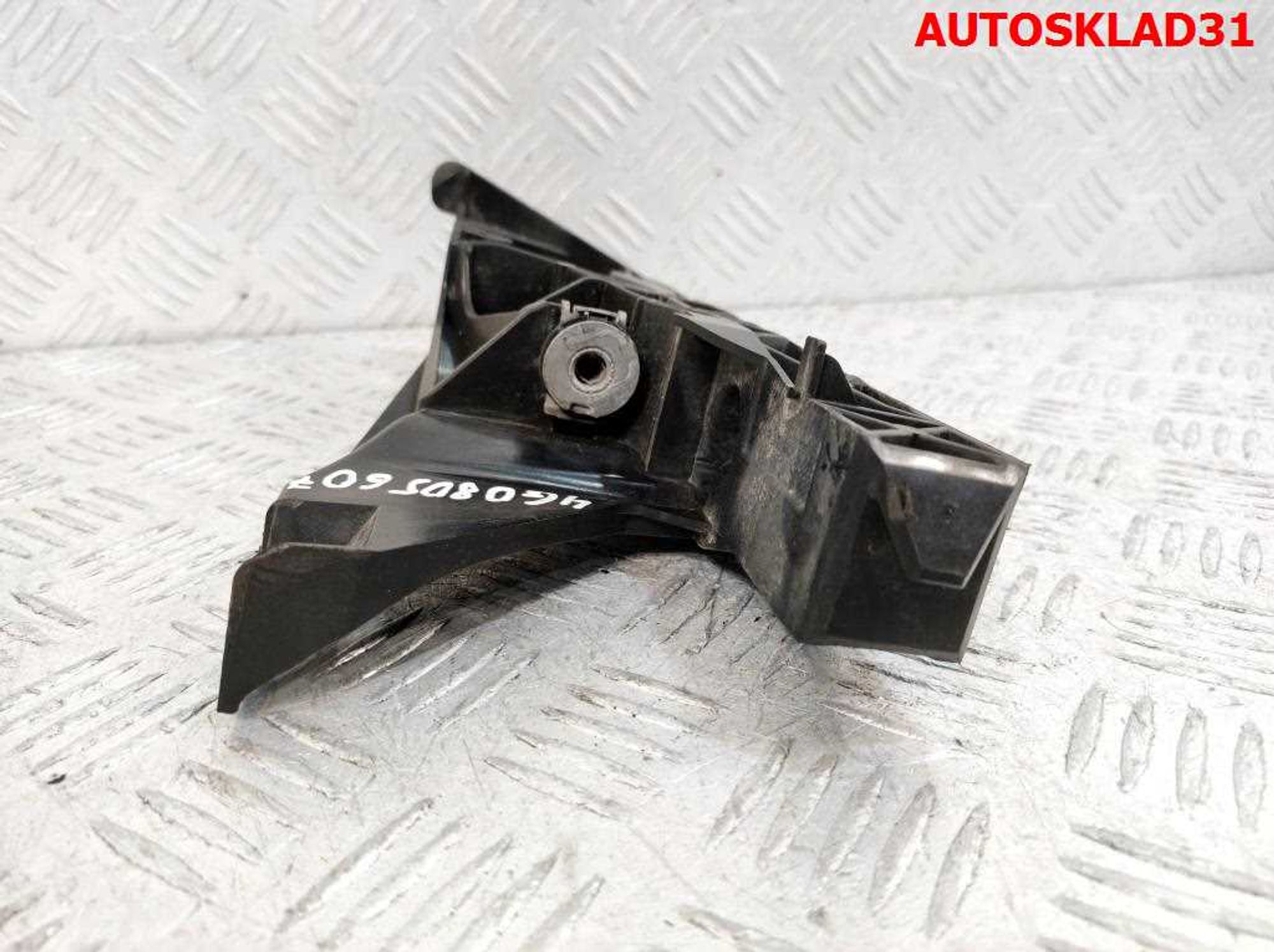 Кронштейн фары левый Audi A6 C7 4G 4G0807607, 1500 рублей, Дубовое