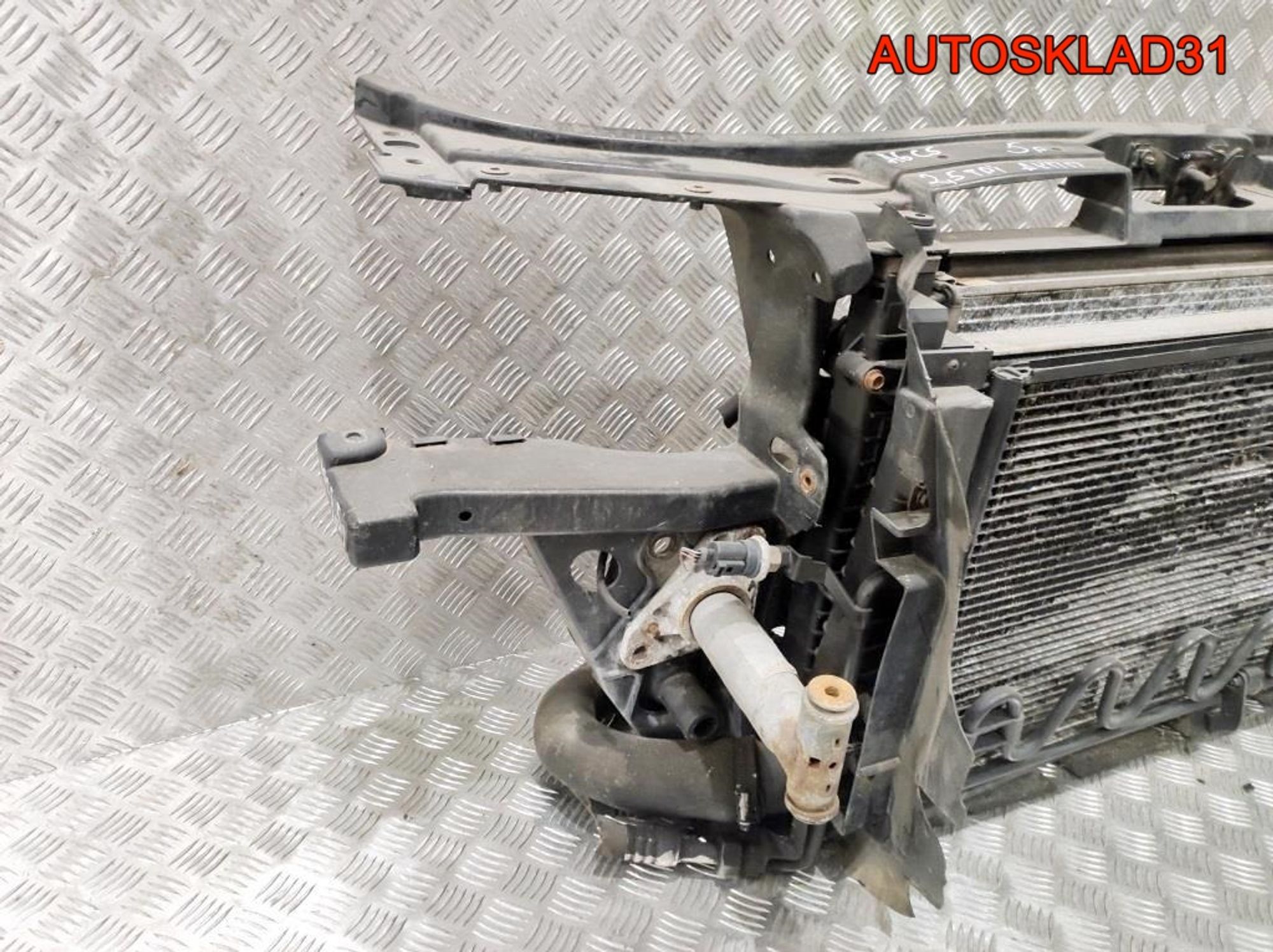 Панель передняя в сборе Audi A6 C5 2,5 Дизель 4B0805588K АКПП, 20000 рублей, Дубовое