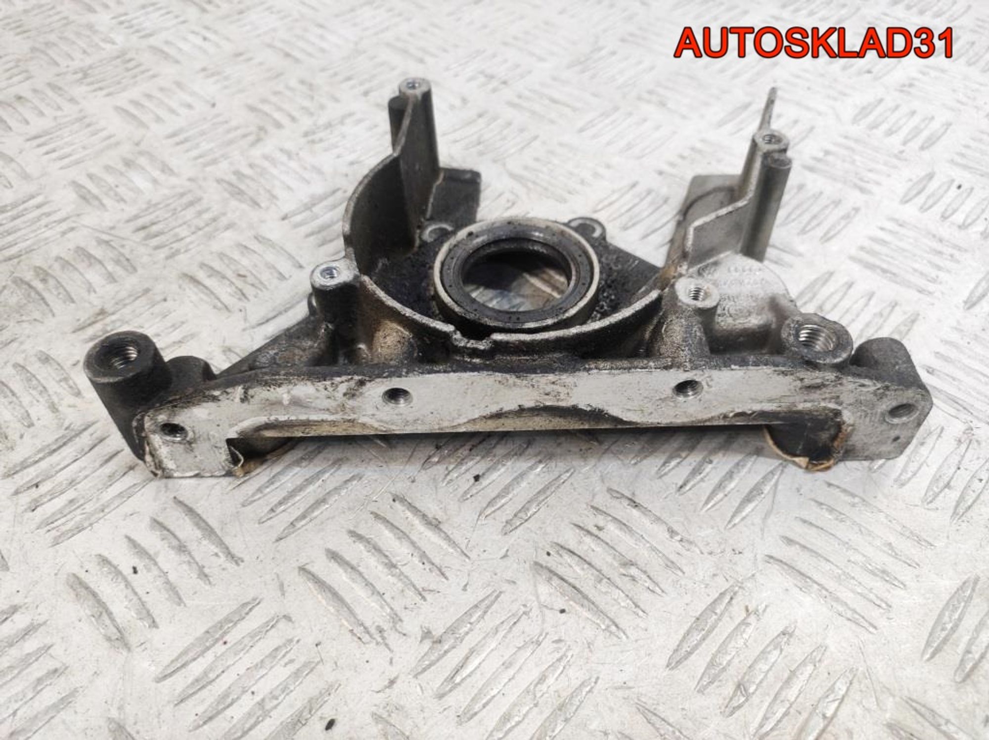 Крышка двигателя передняя VW Golf 4 1.9 ALH 038103153A, 1200 рублей, Дубовое